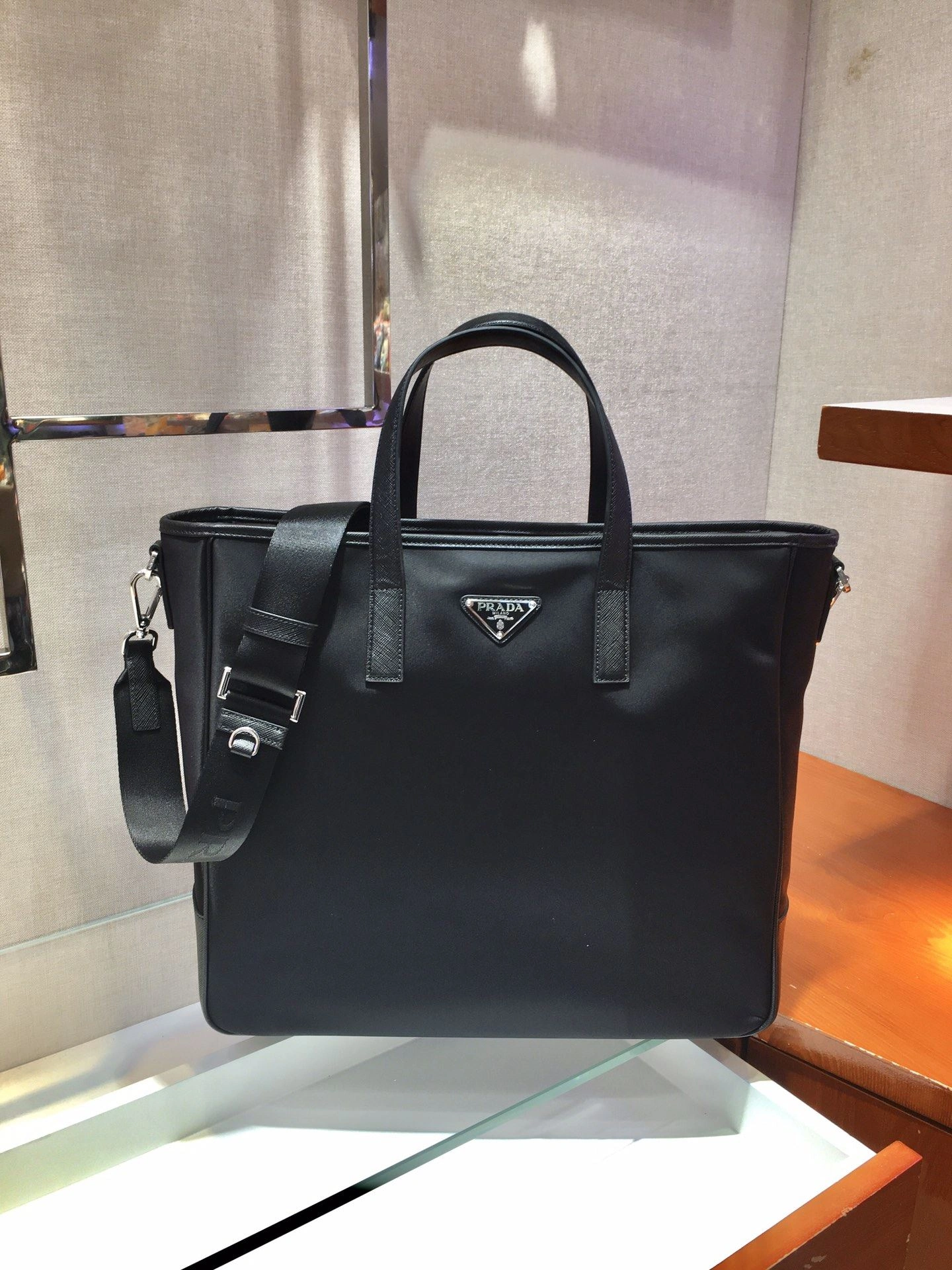 Pra*a briefcase 4099a-0417