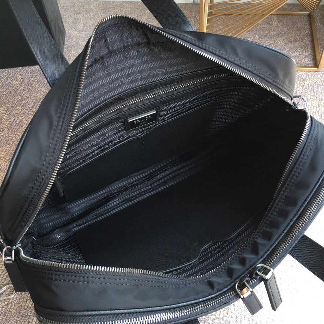 Pra*a briefcase 4099a-0418