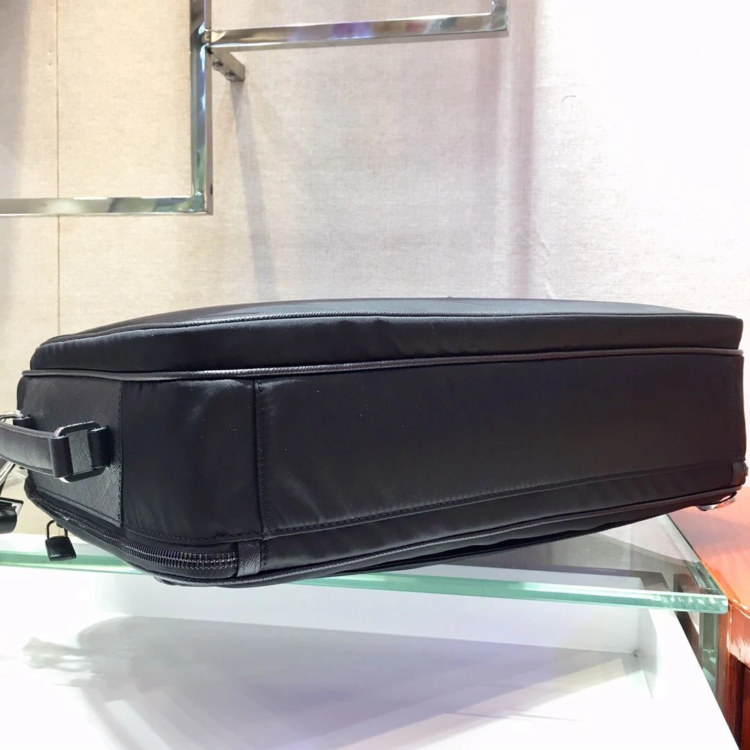 Pra*a briefcase 4099a-0419