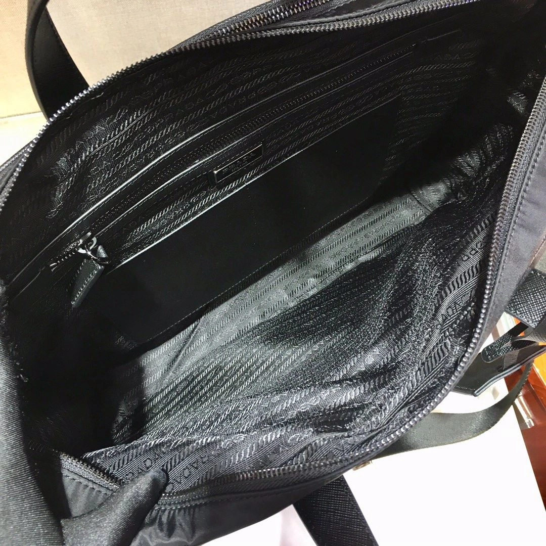 Pra*a briefcase 4099a-0419