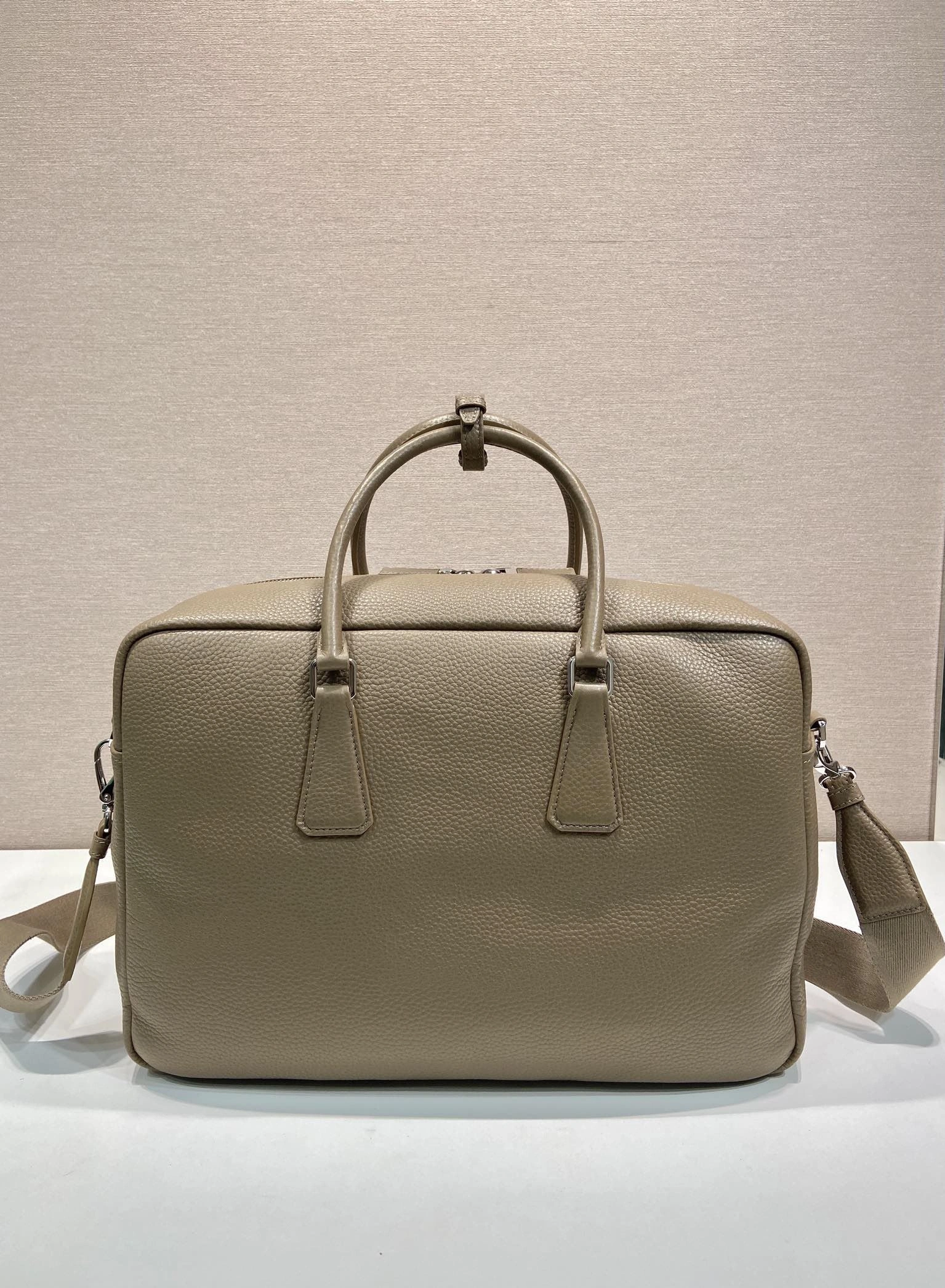 Pra*a briefcase 4099a-0434