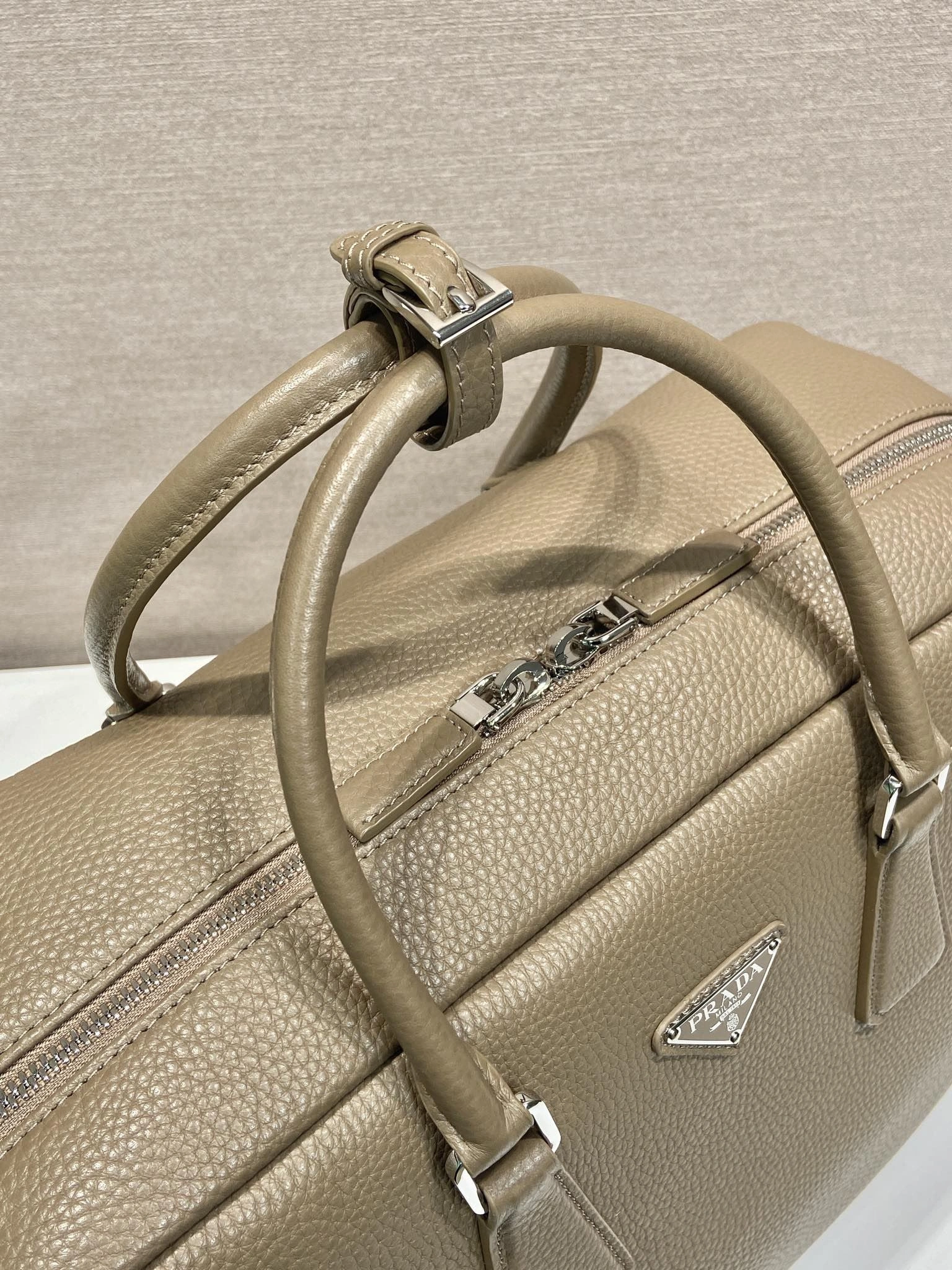 Pra*a briefcase 4099a-0434