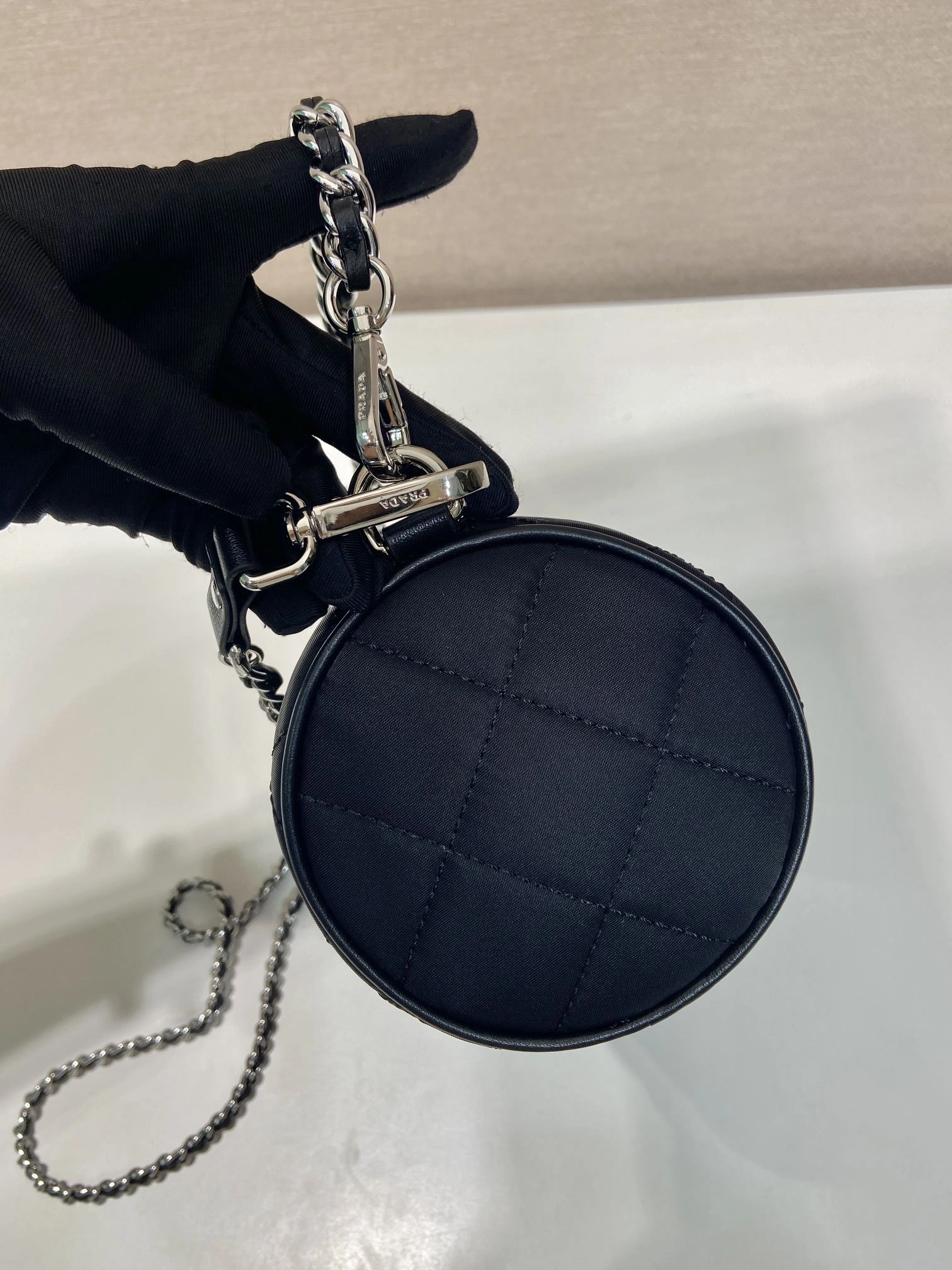 Pra*a round bags 4099a-0445