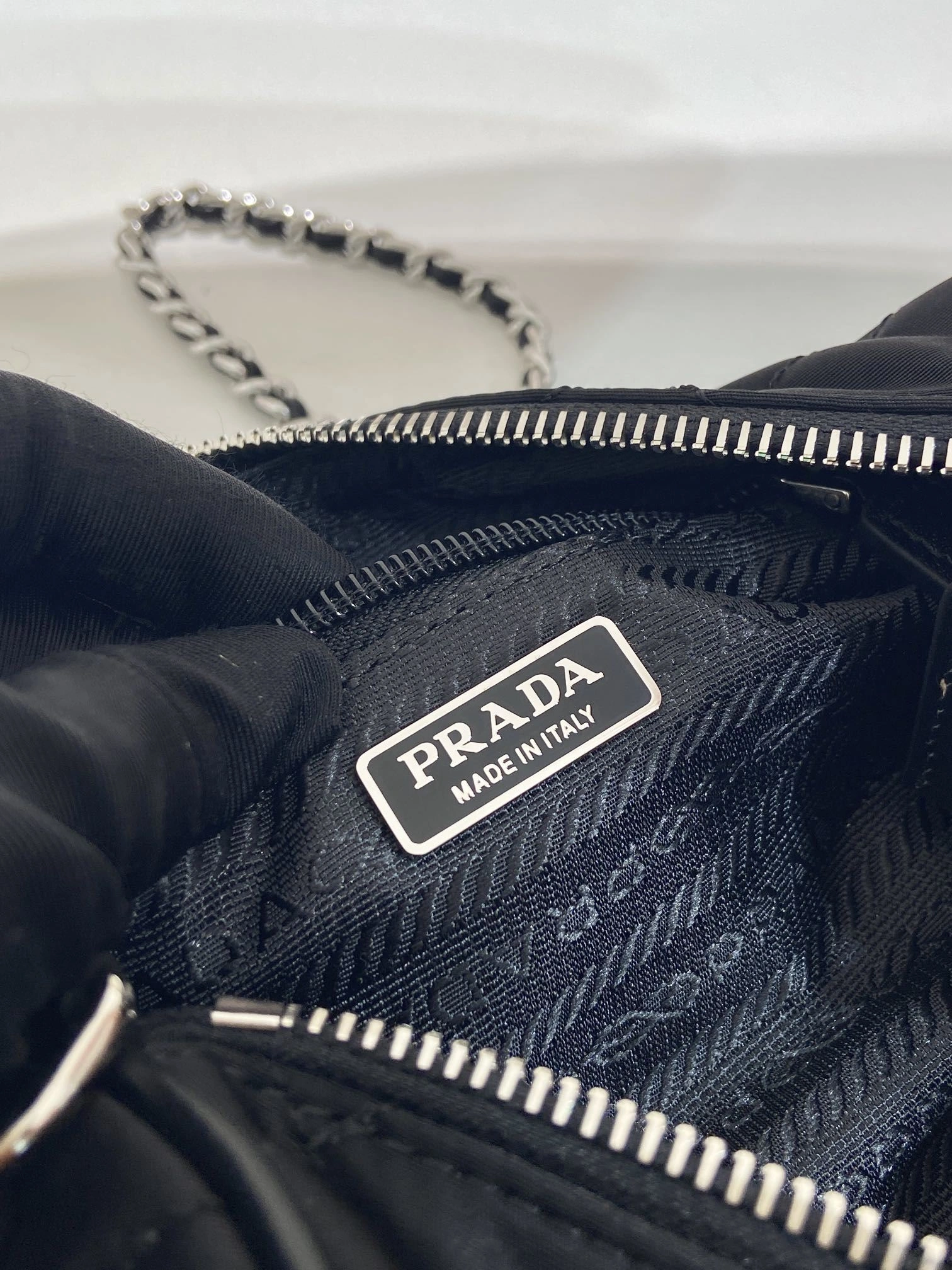 Pra*a round bags 4099a-0445