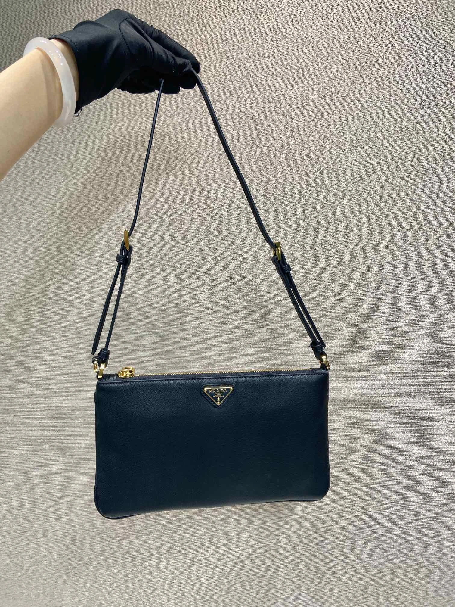 Pra*a top handle bags 4099a-0451