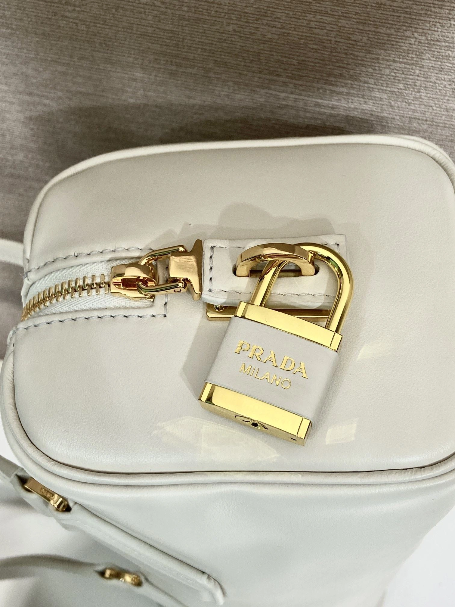Pra*a top handle bags 4099a-0454