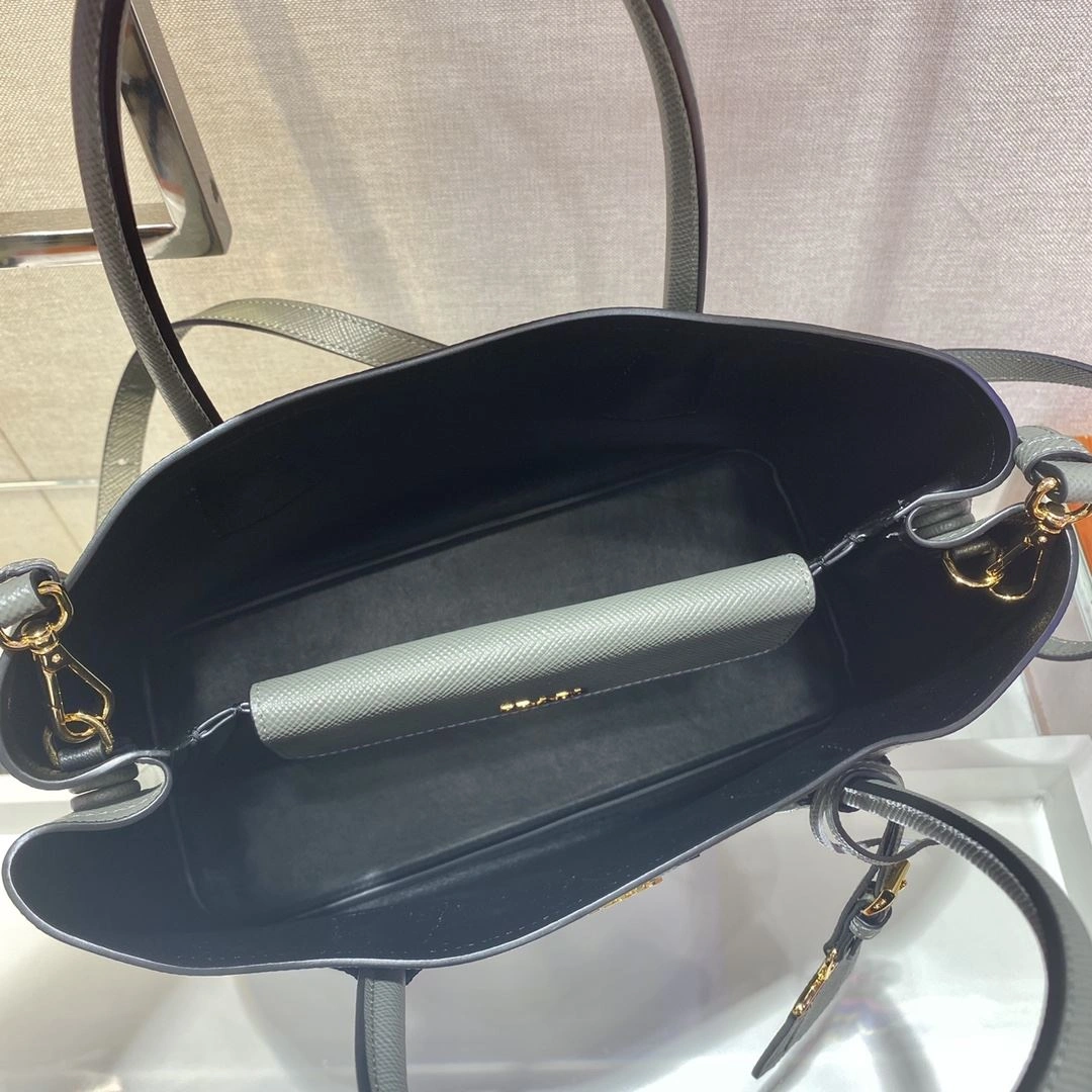 Pra*a shopping bags 4099a-0502