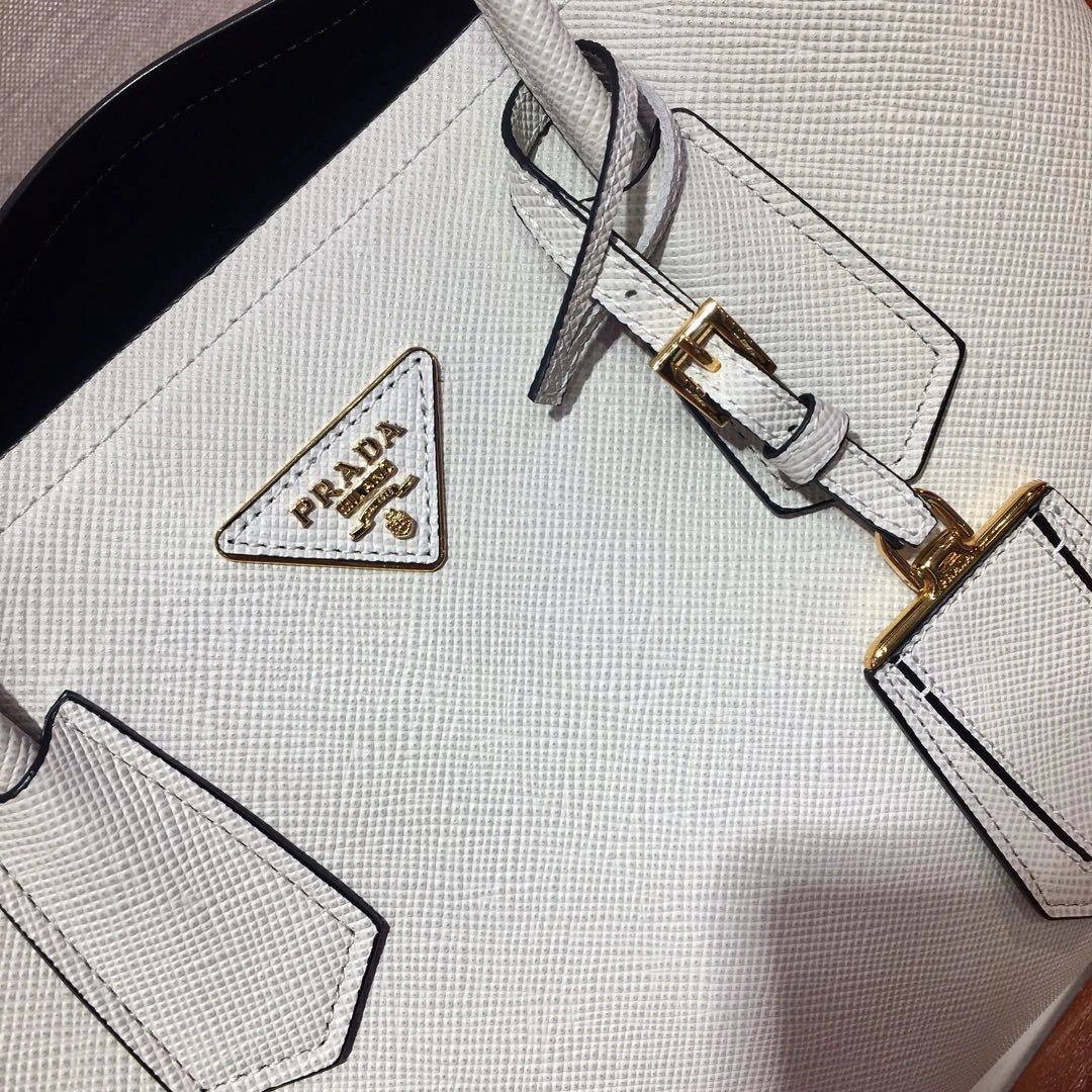 Pra*a shopping bags 4099a-0505