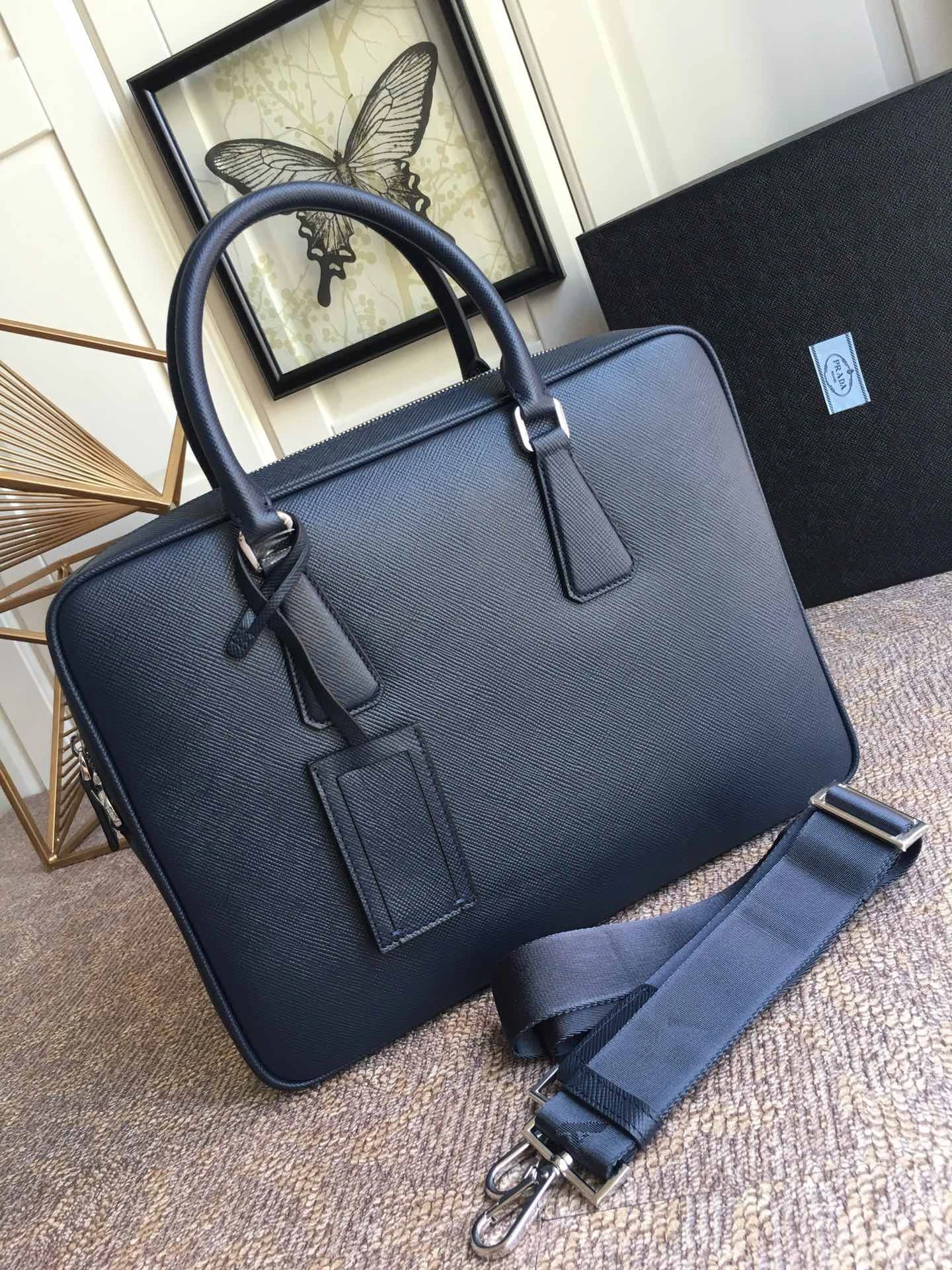 Pra*a briefcase 4099a-0516