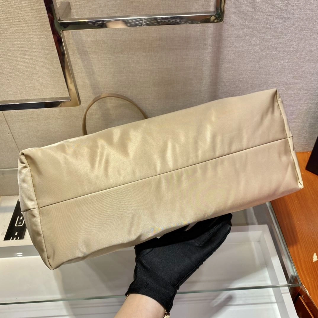 Pra*a shopping bags 4099a-0527