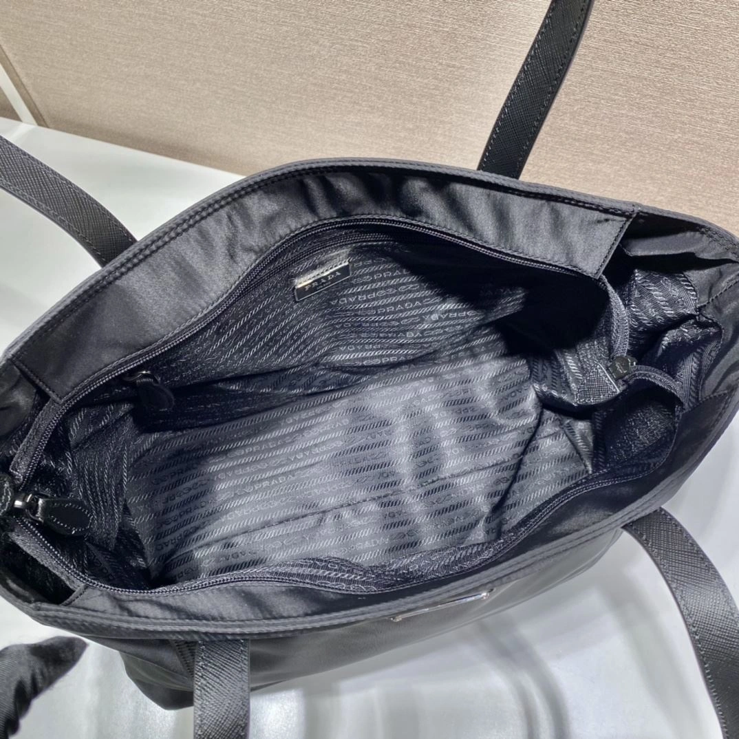 Pra*a shopping bags 4099a-0528