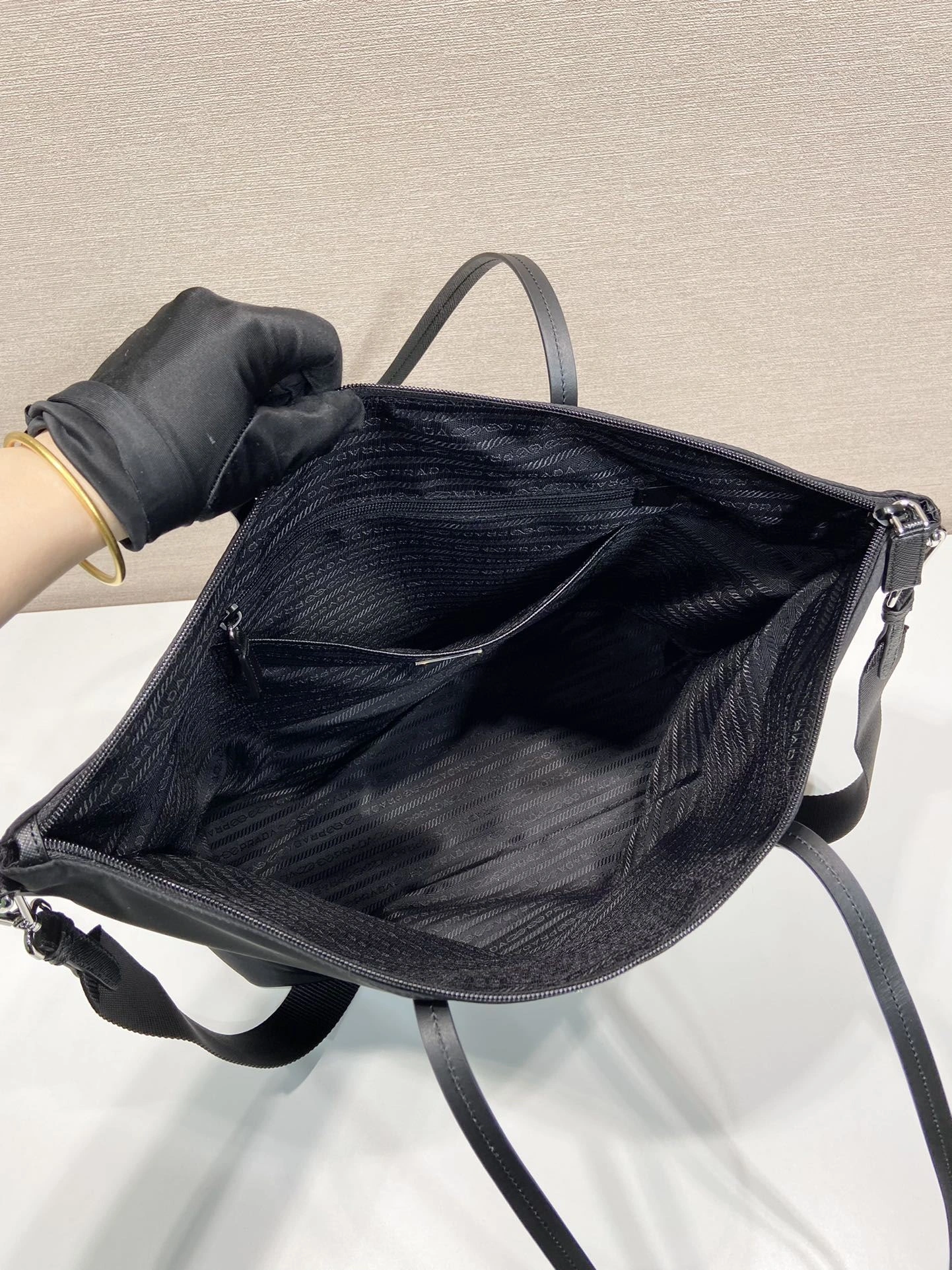 Pra*a shopping bags 4099a-0529