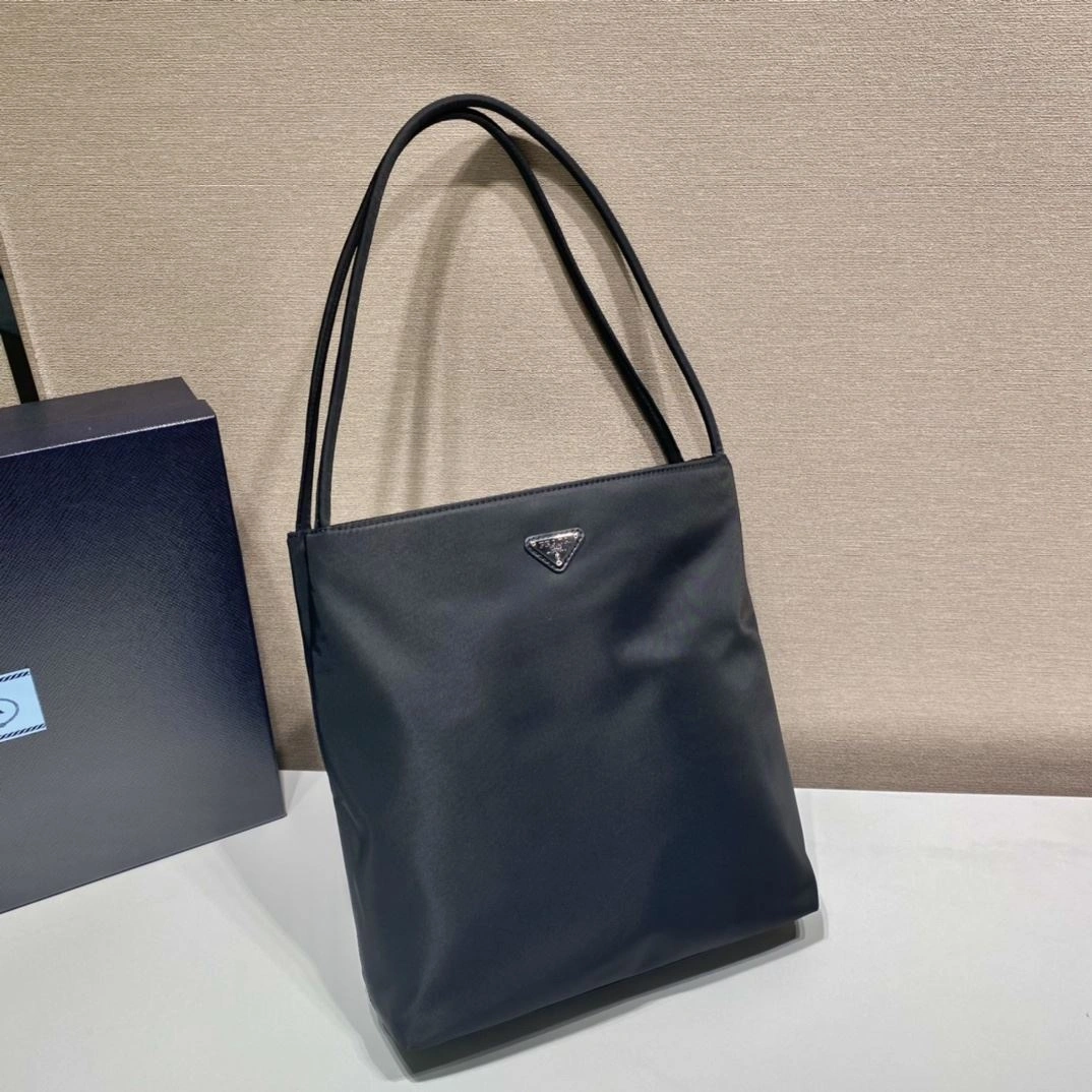 Pra*a shopping bags 4099a-0530