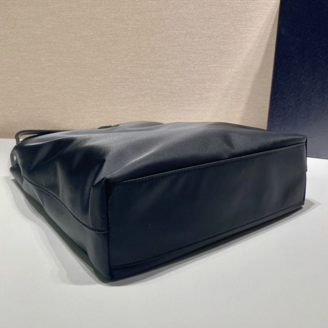 Pra*a shopping bags 4099a-0530
