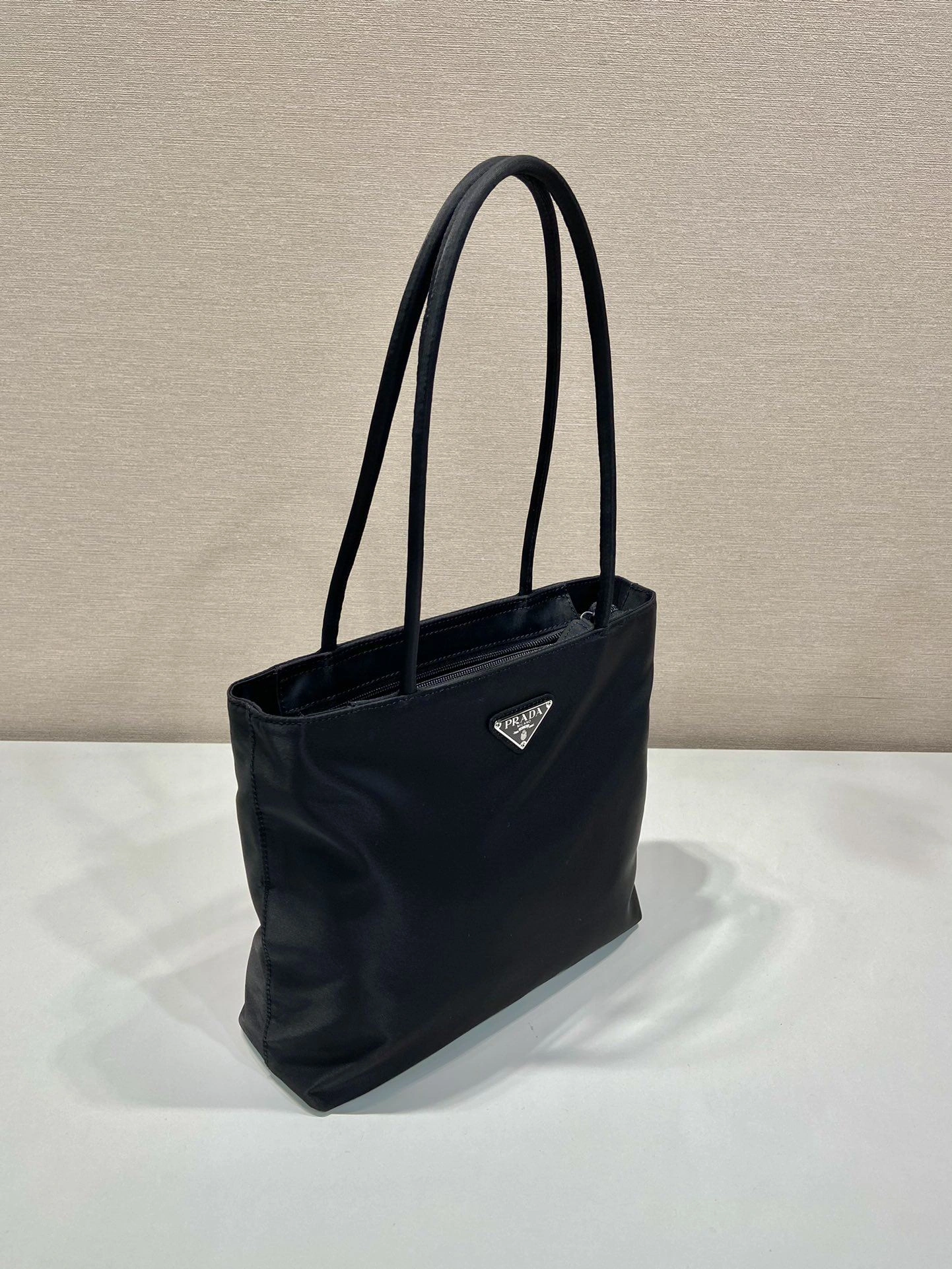 Pra*a shopping bags 4099a-0531