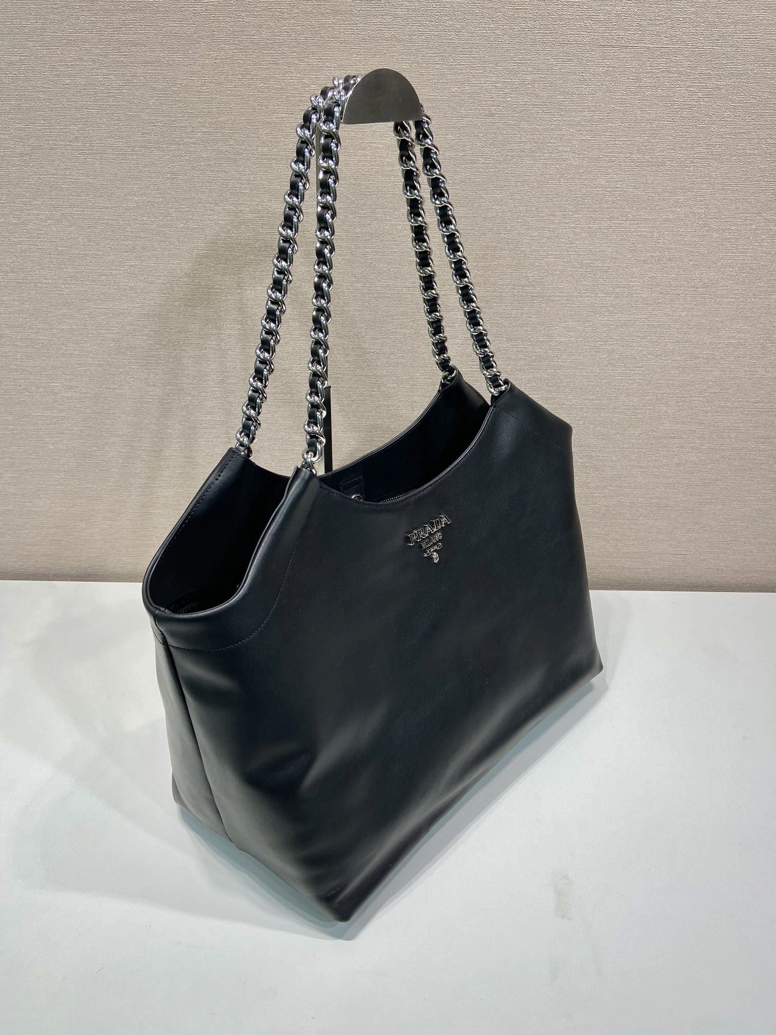 Pra*a shopping bags 4099a-0548