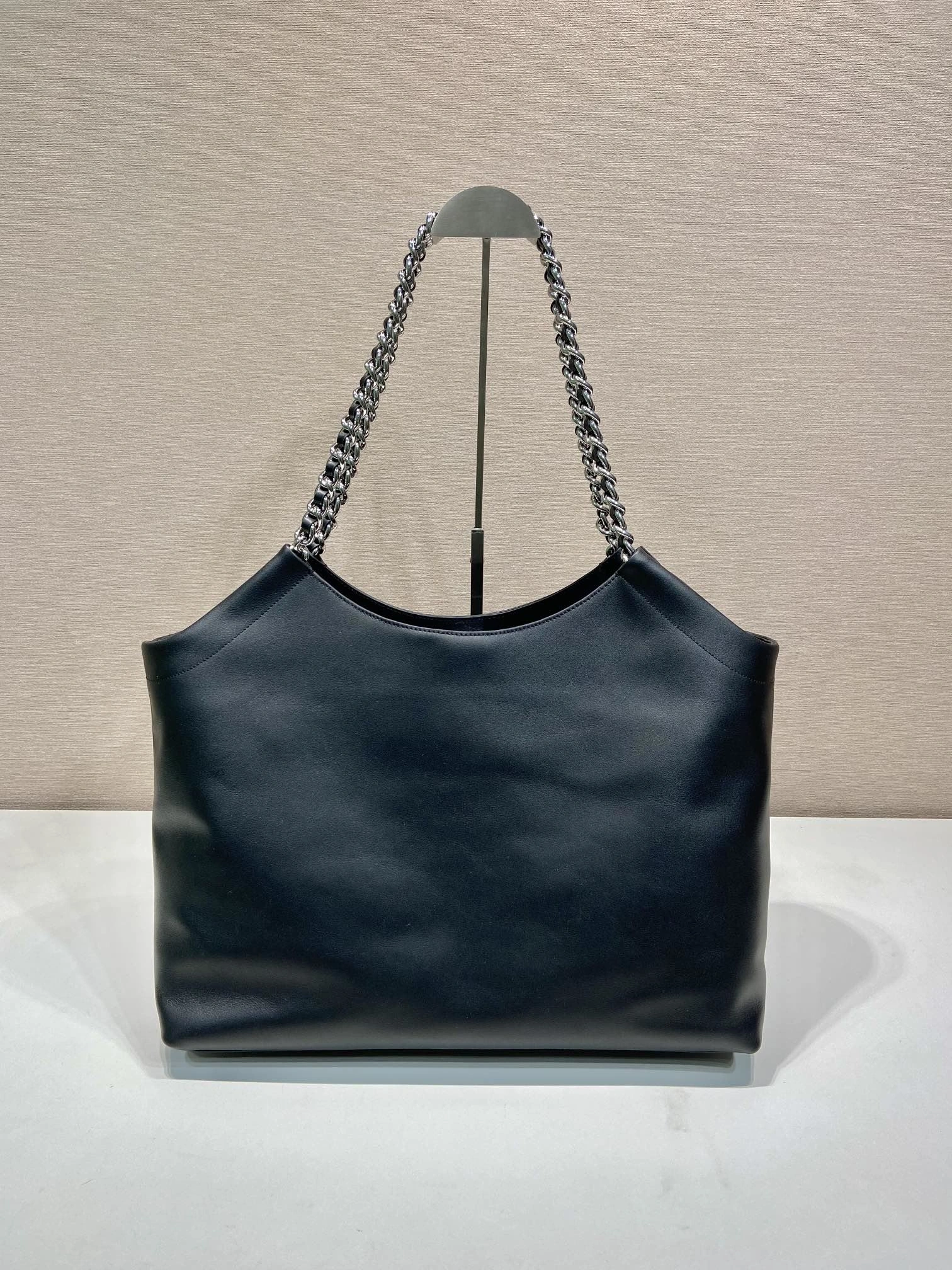 Pra*a shopping bags 4099a-0548