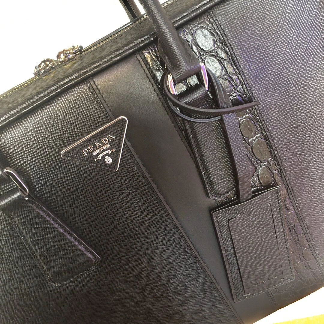 Pra*a briefcase 4099a-0556