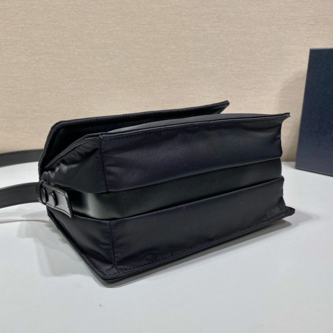 Pra*a satchel bags 4099a-0568