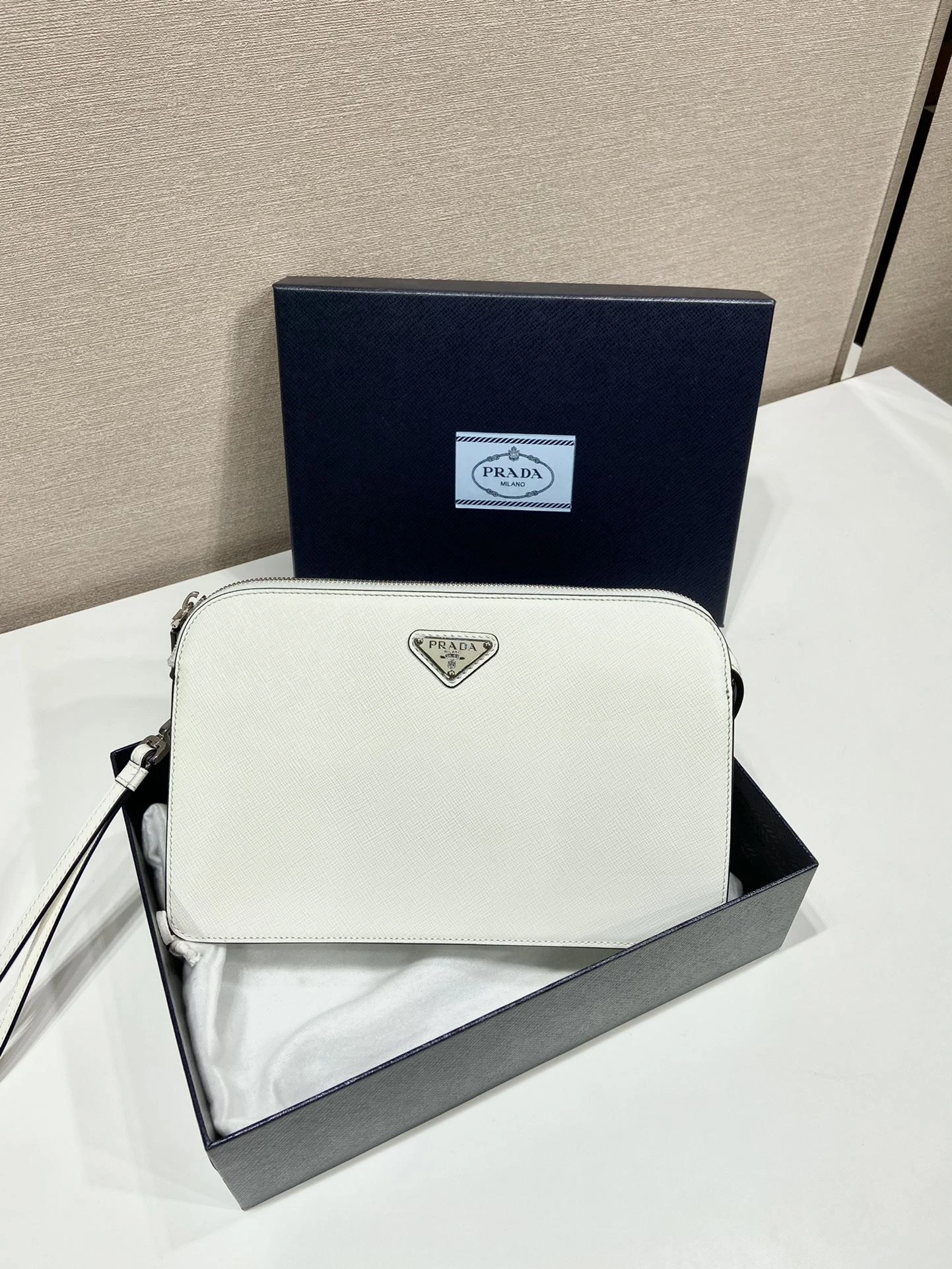 Pra*a clutch bags 4099a-0587