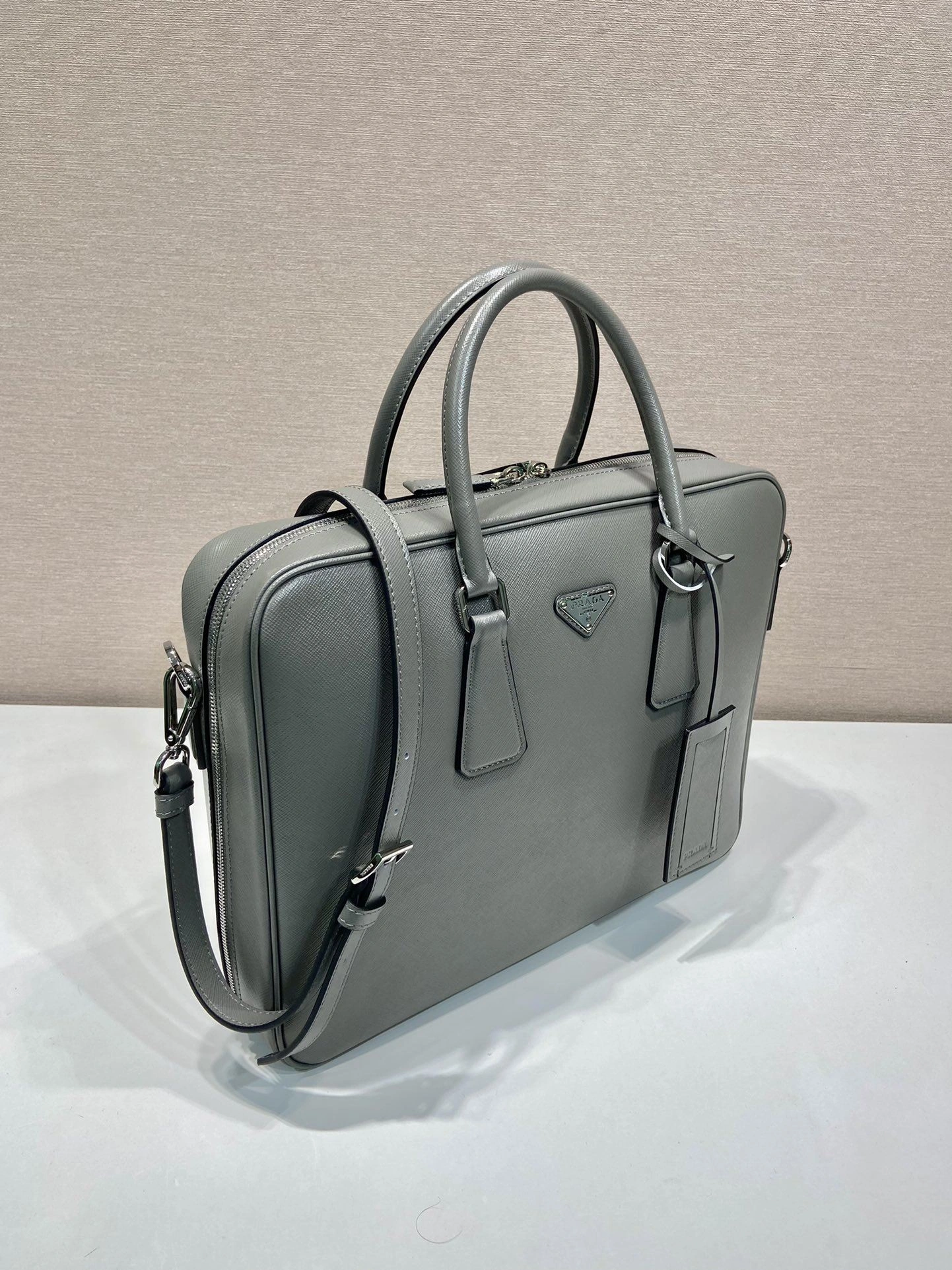 Pra*a briefcase 4099a-0592
