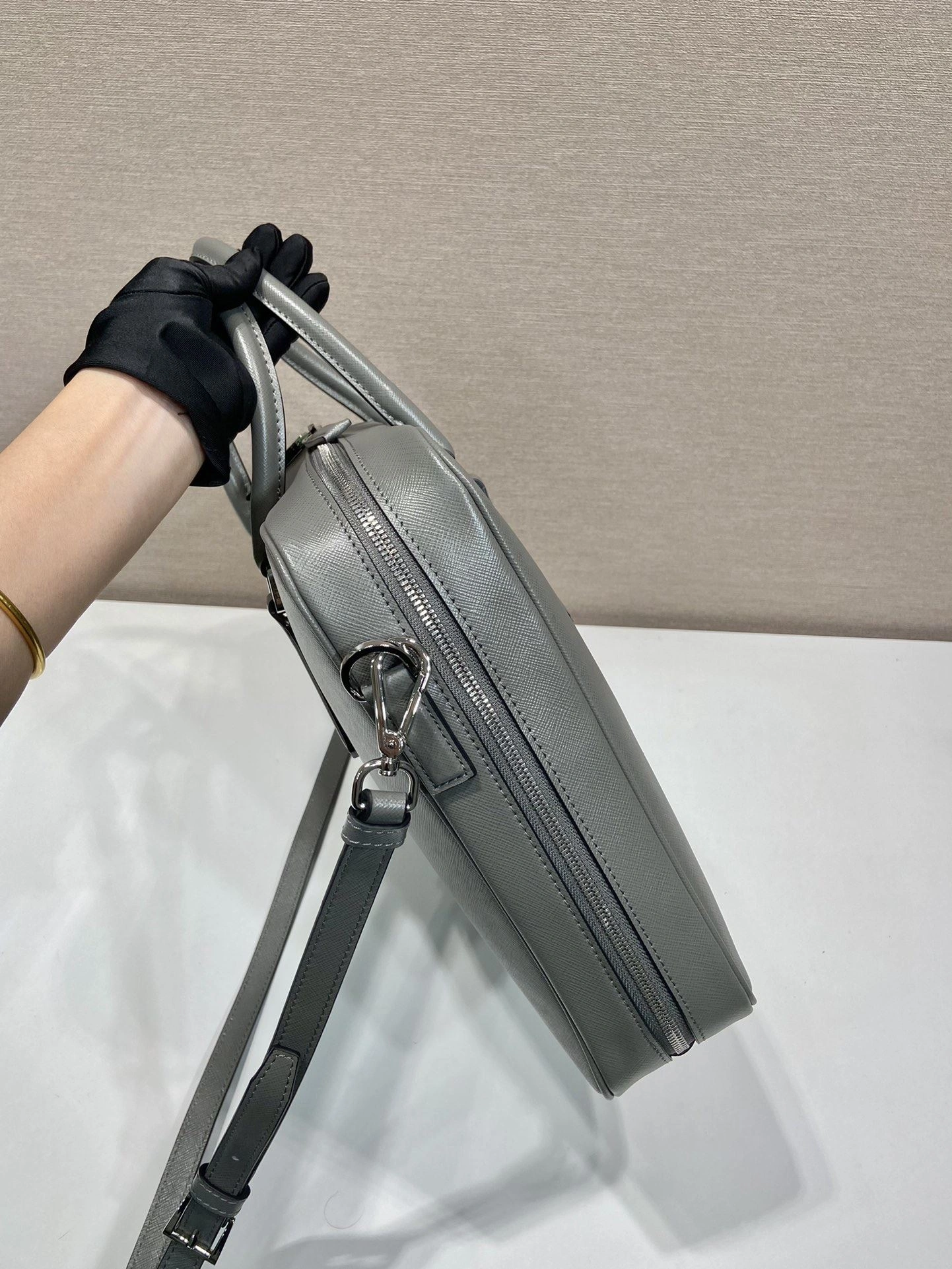 Pra*a briefcase 4099a-0592