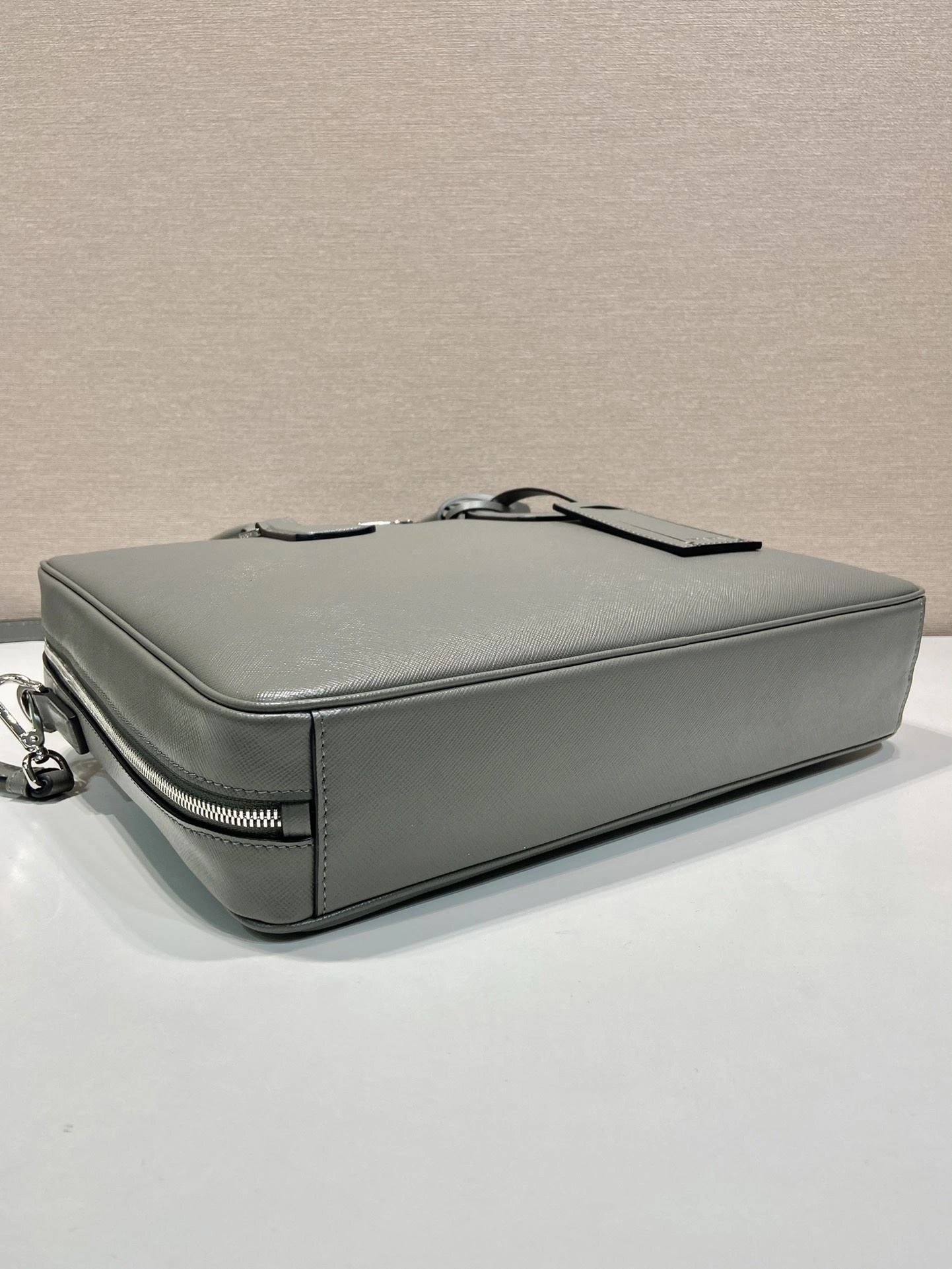 Pra*a briefcase 4099a-0592