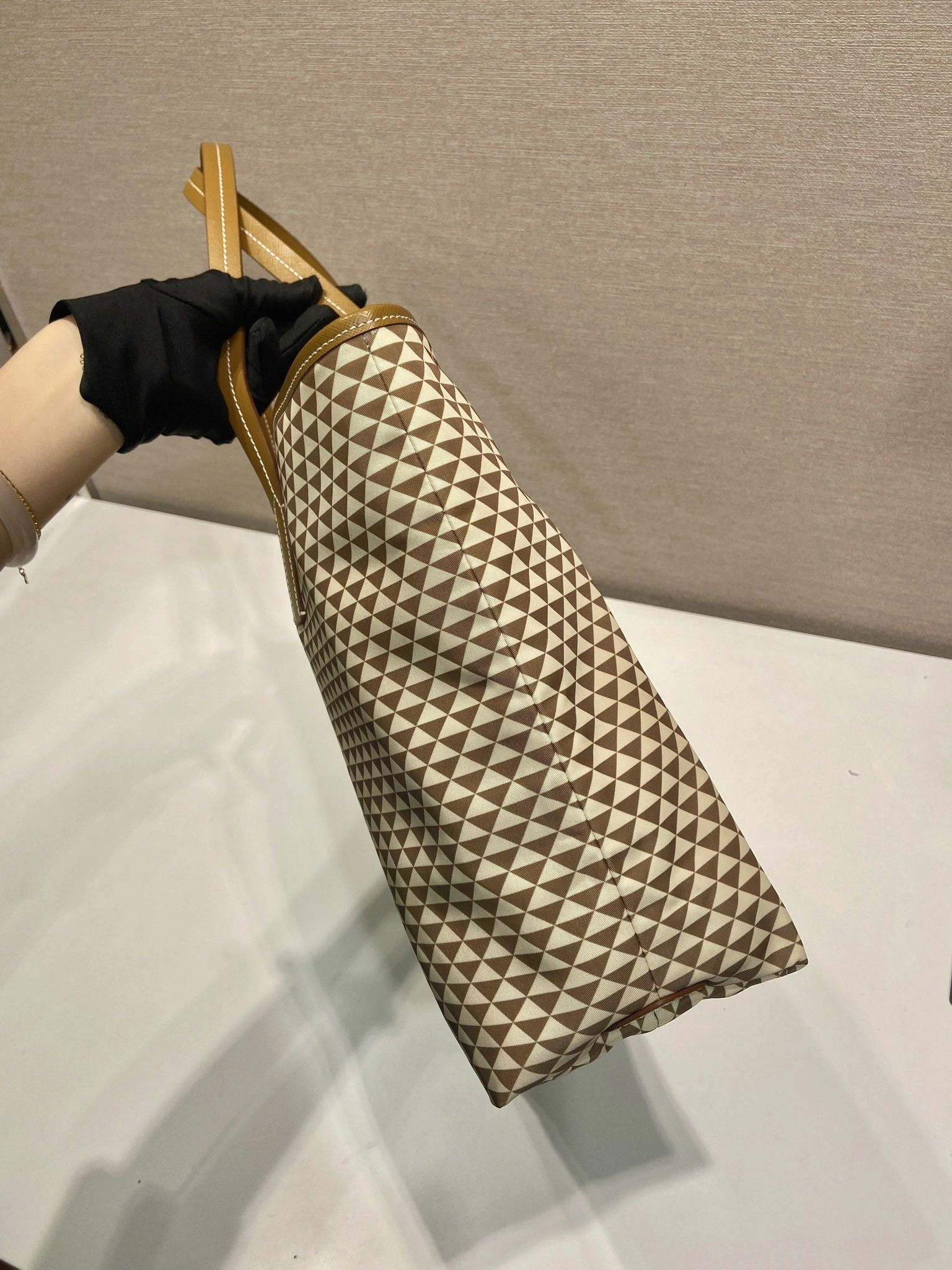 Pra*a shopping bags 4099a-0600