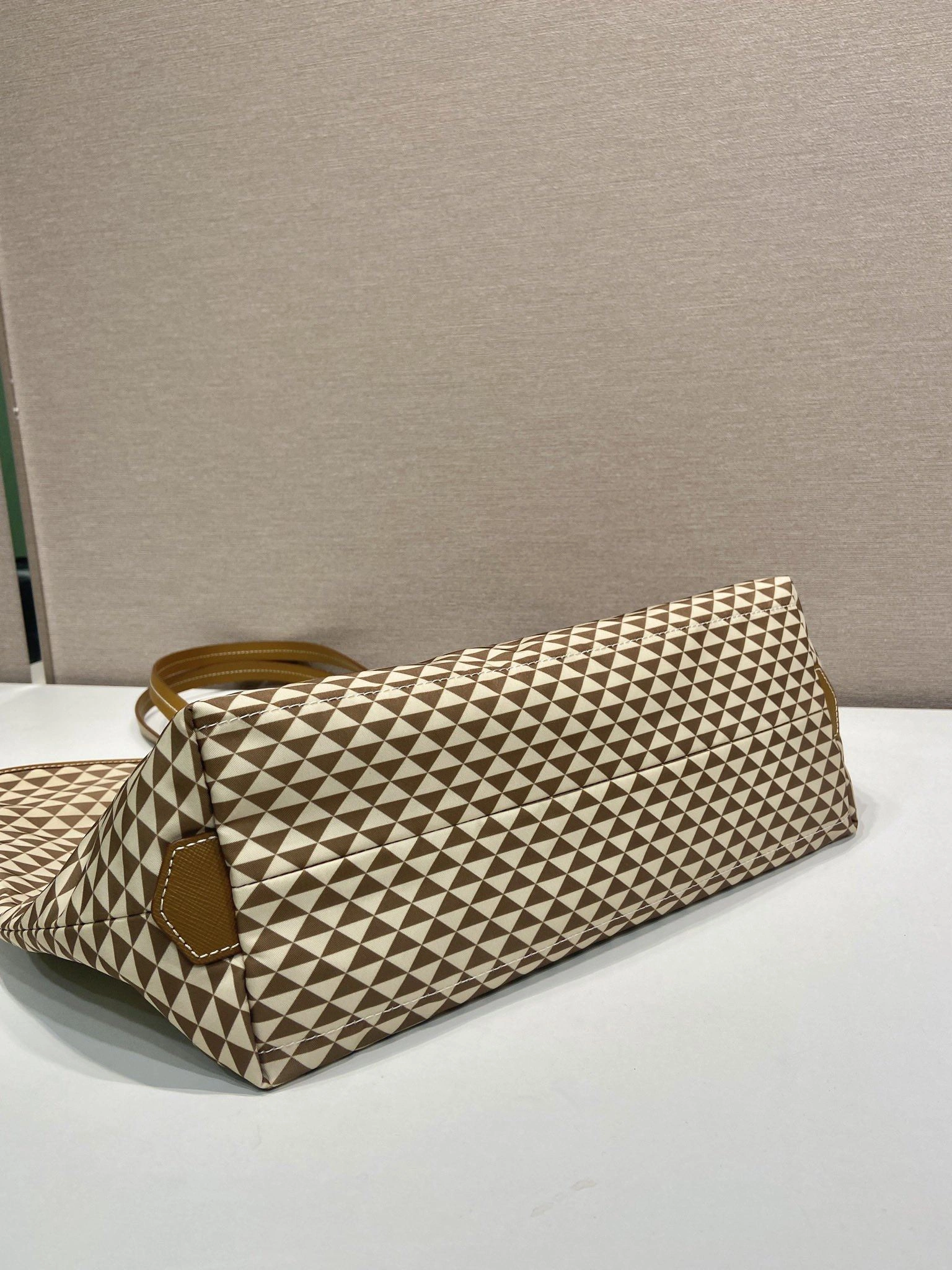 Pra*a shopping bags 4099a-0600