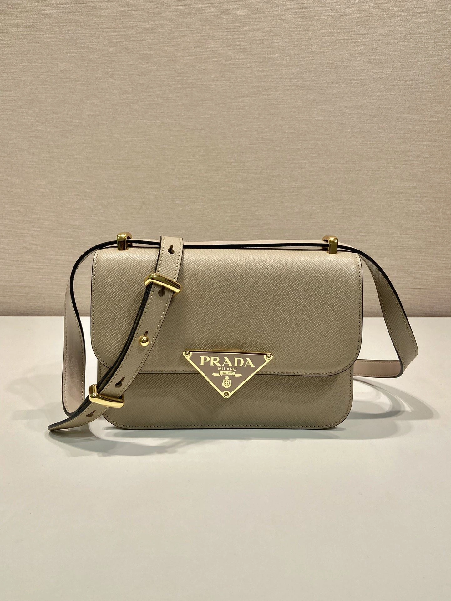 Pra*a satchel bags 4099a-0608