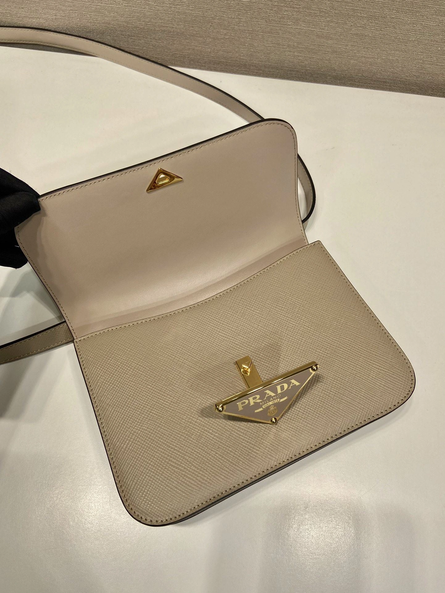 Pra*a satchel bags 4099a-0608