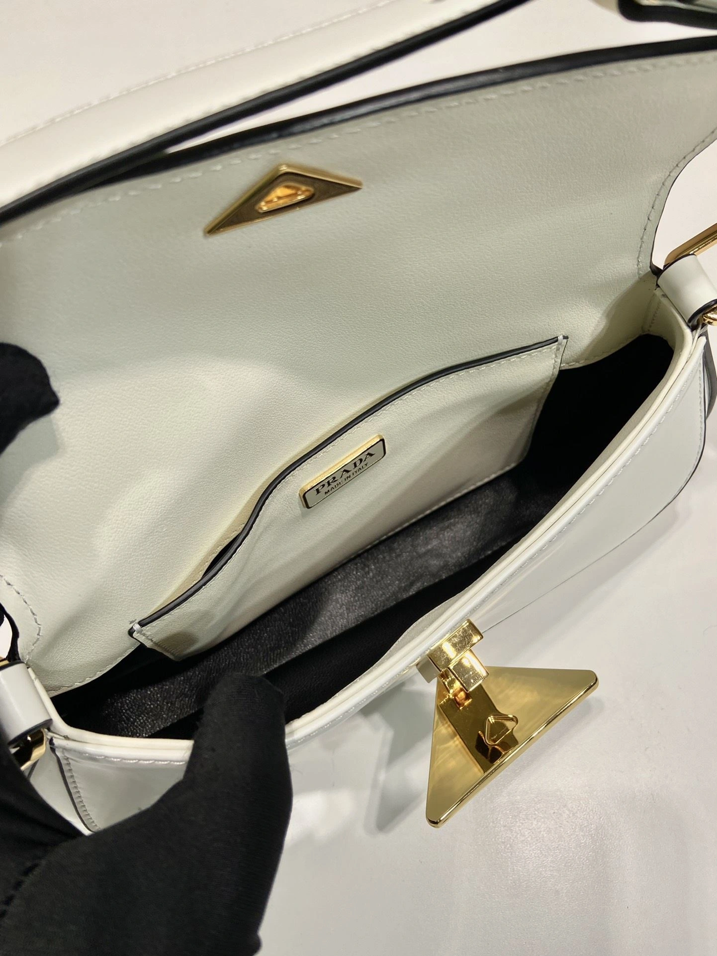 Pra*a top handle bags 4099a-0609