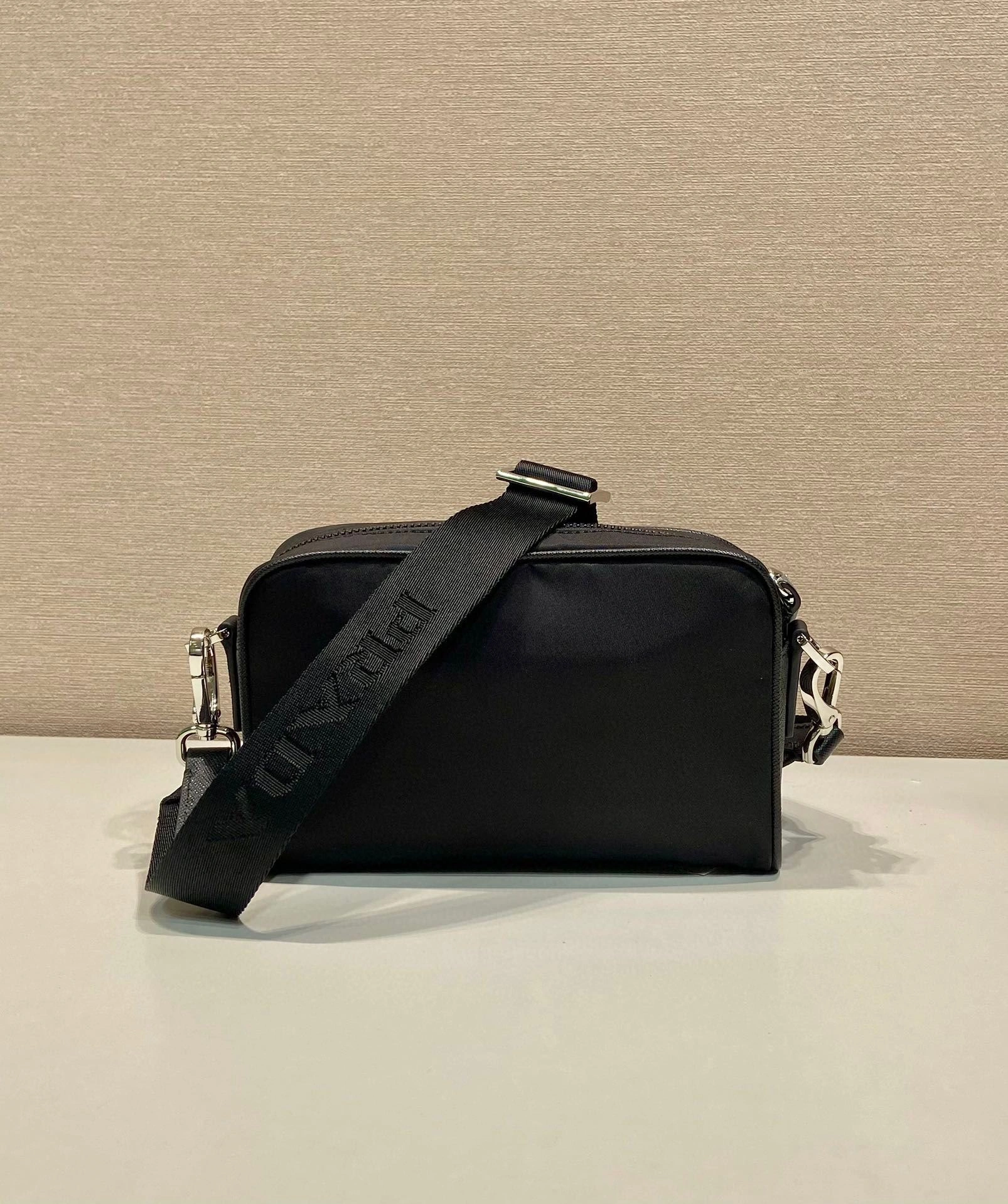 Pra*a satchel bags 4099a-0619