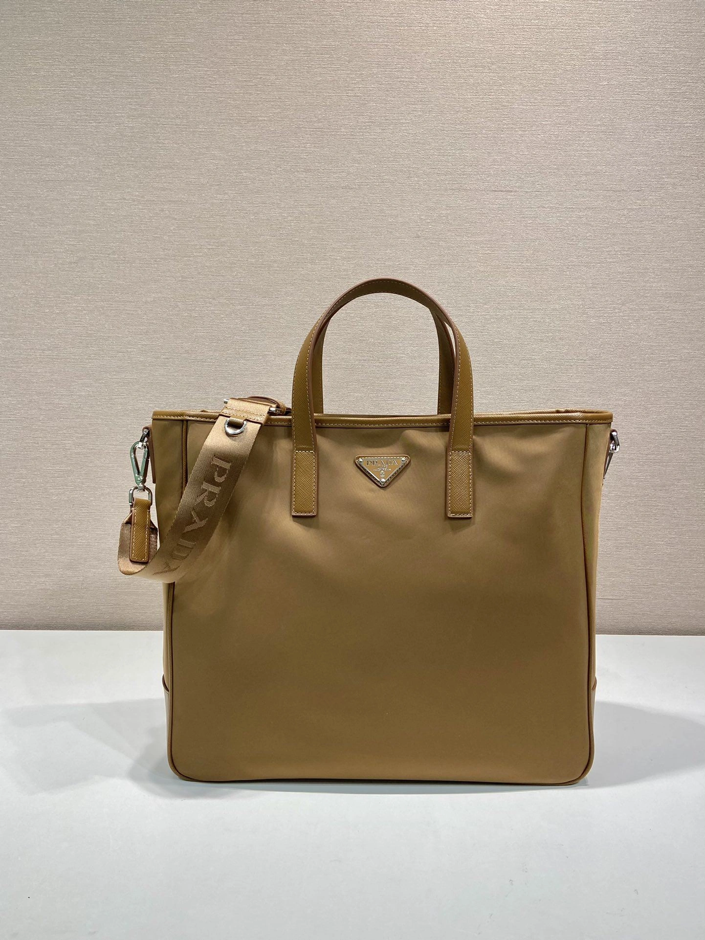 Pra*a shopping bags 4099a-0621