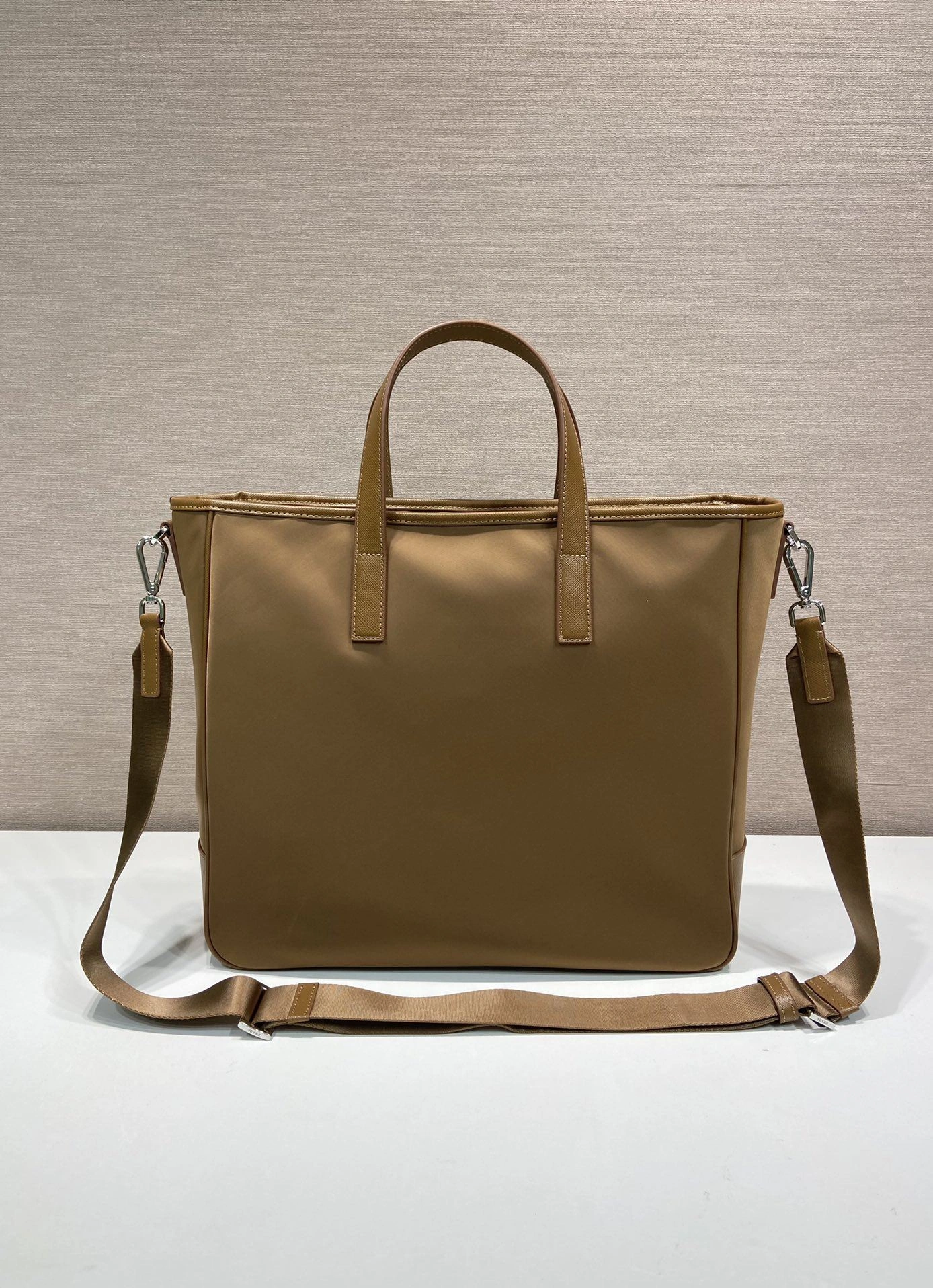 Pra*a shopping bags 4099a-0621