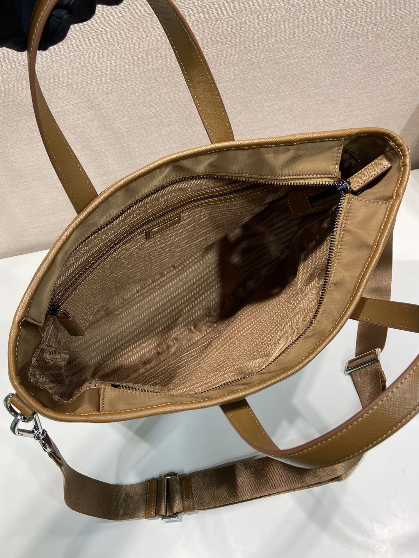 Pra*a shopping bags 4099a-0621