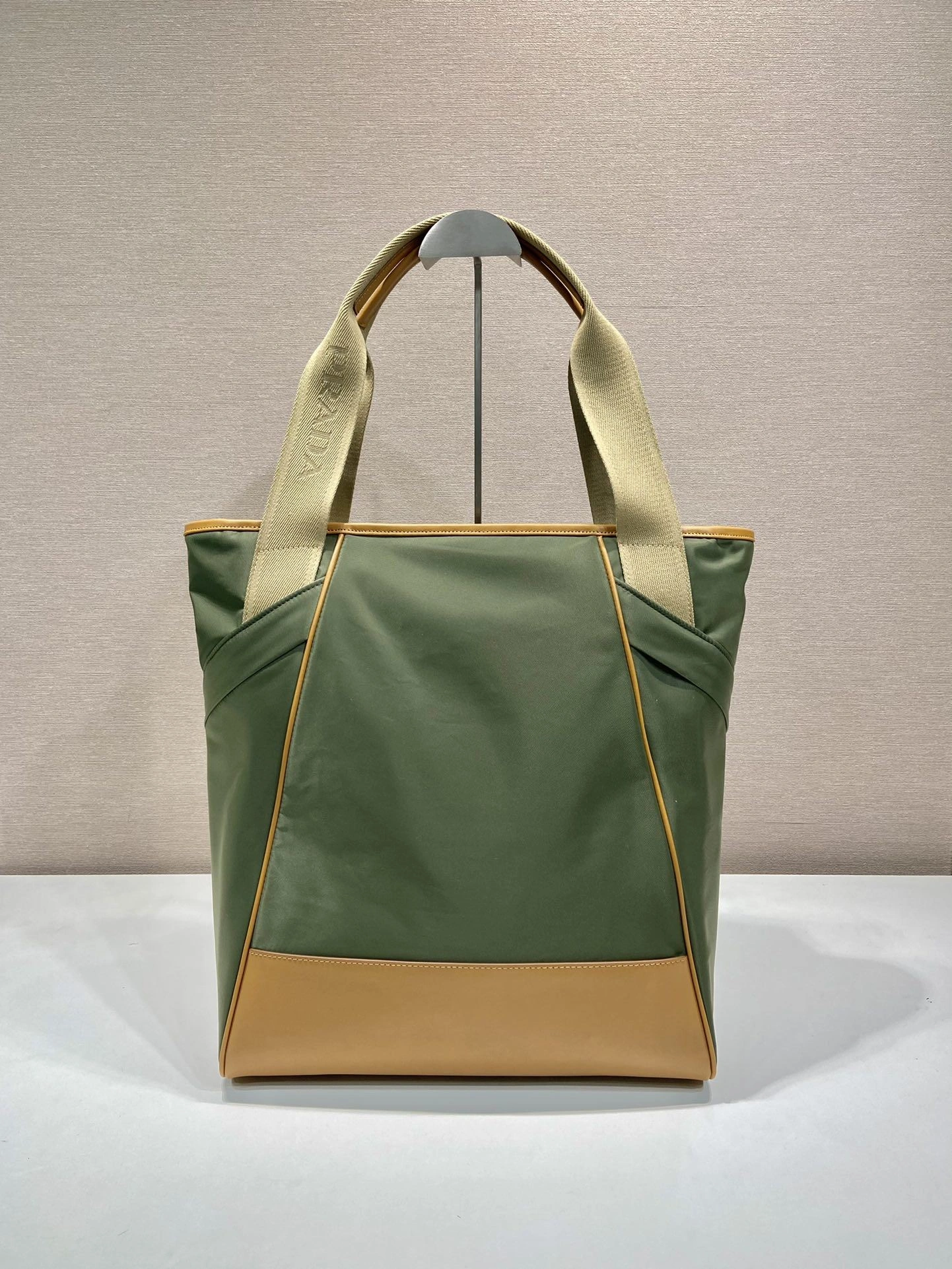 Pra*a shopping bags 4099a-0623