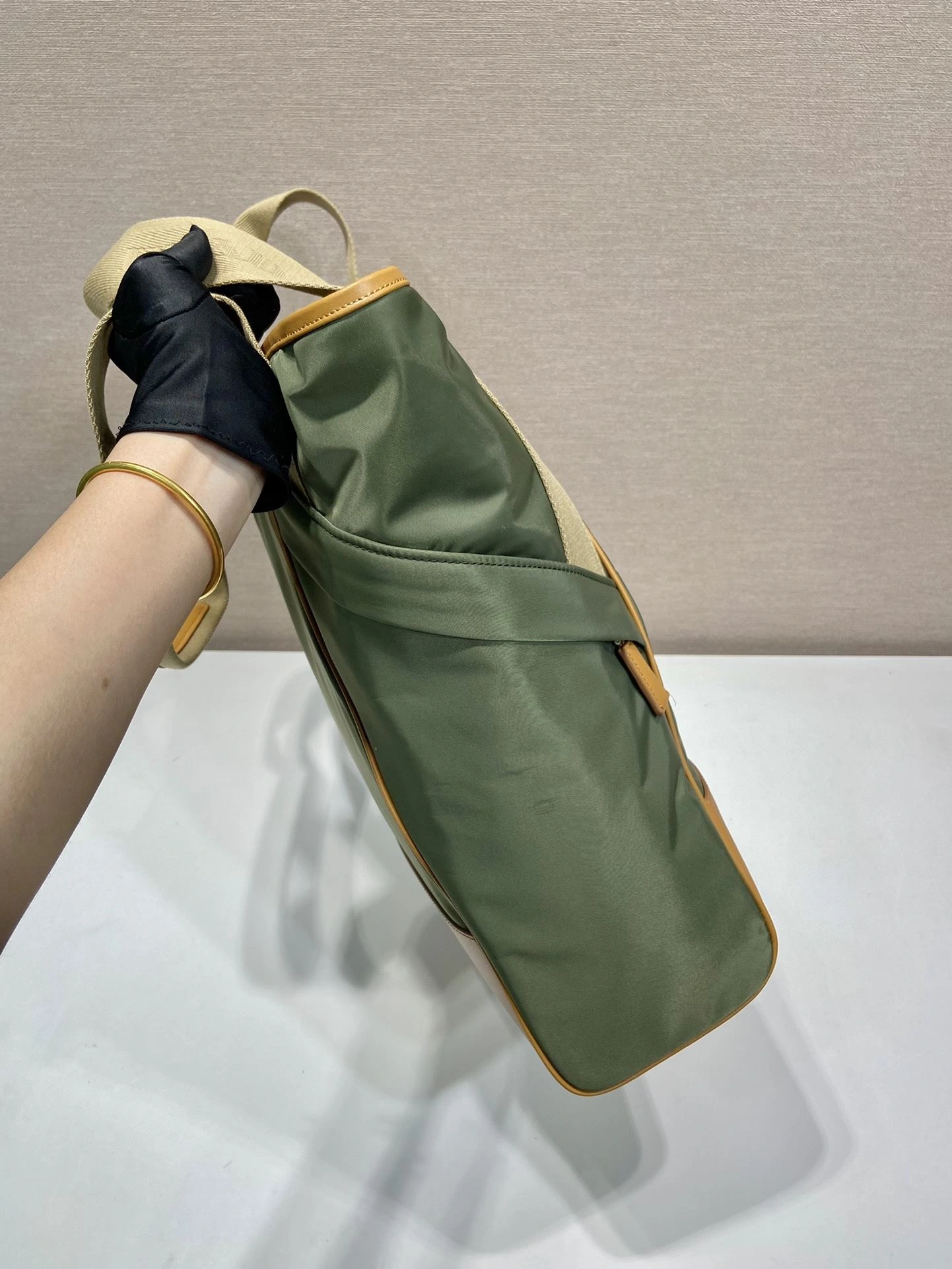 Pra*a shopping bags 4099a-0623