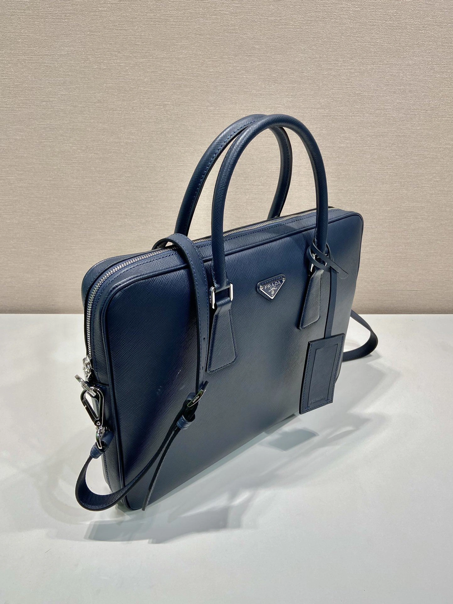 Pra*a briefcase 4099a-0636
