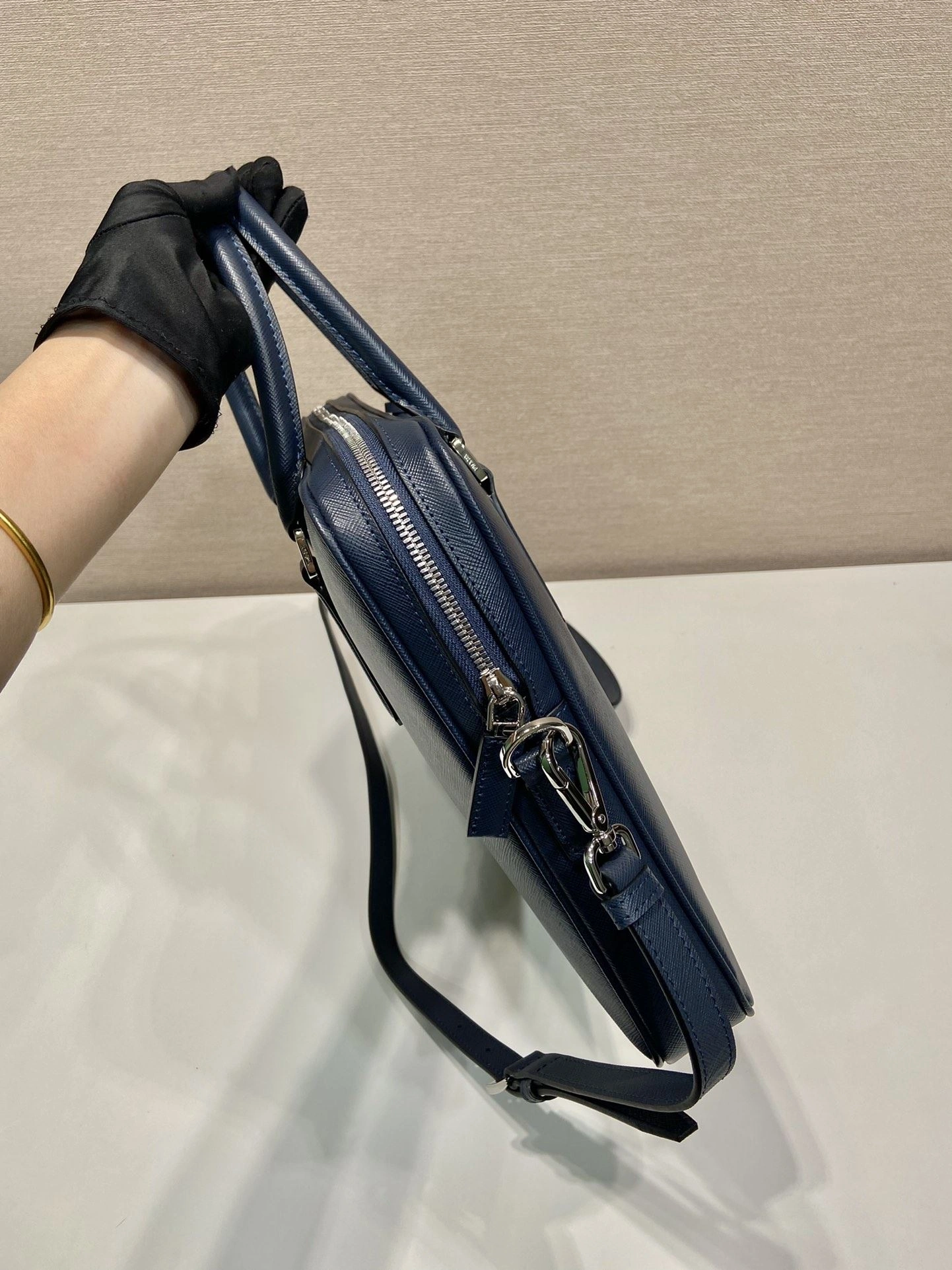Pra*a briefcase 4099a-0636