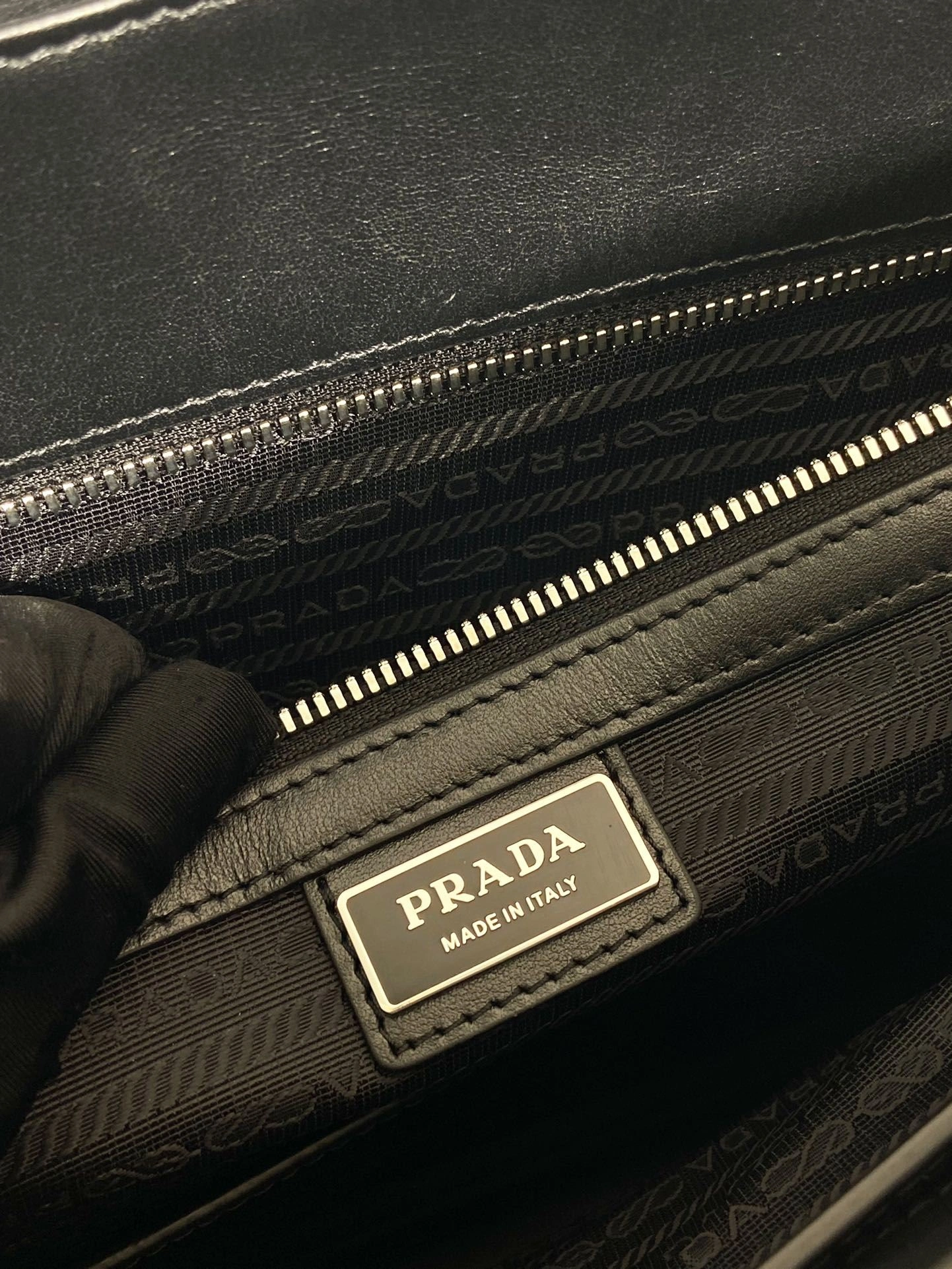 Pra*a briefcase 4099a-0636