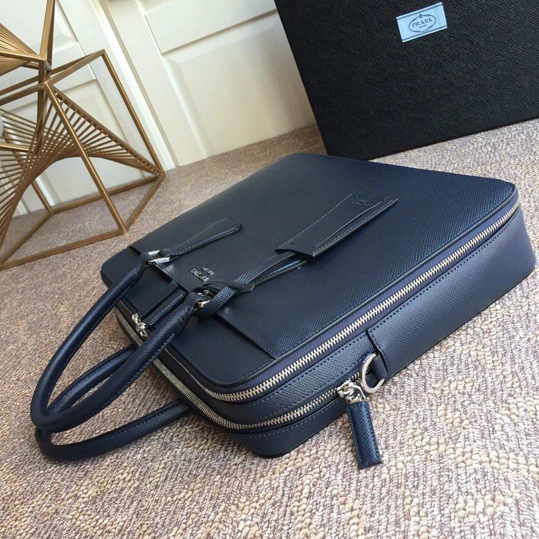 Pra*a briefcase 4099a-0637