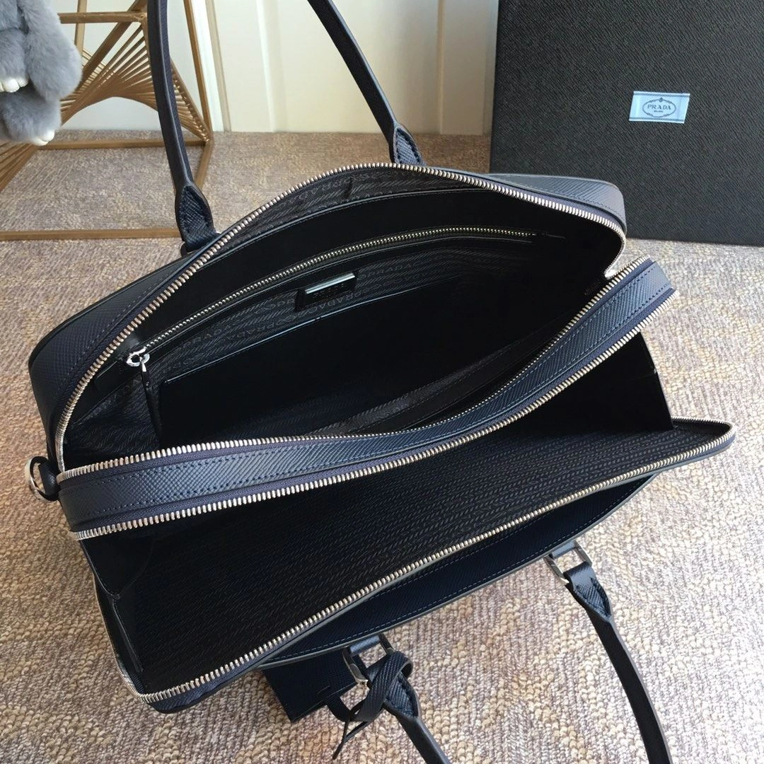 Pra*a briefcase 4099a-0637