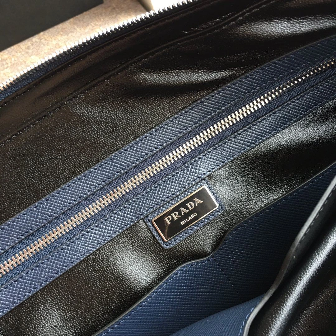 Pra*a briefcase 4099a-0638