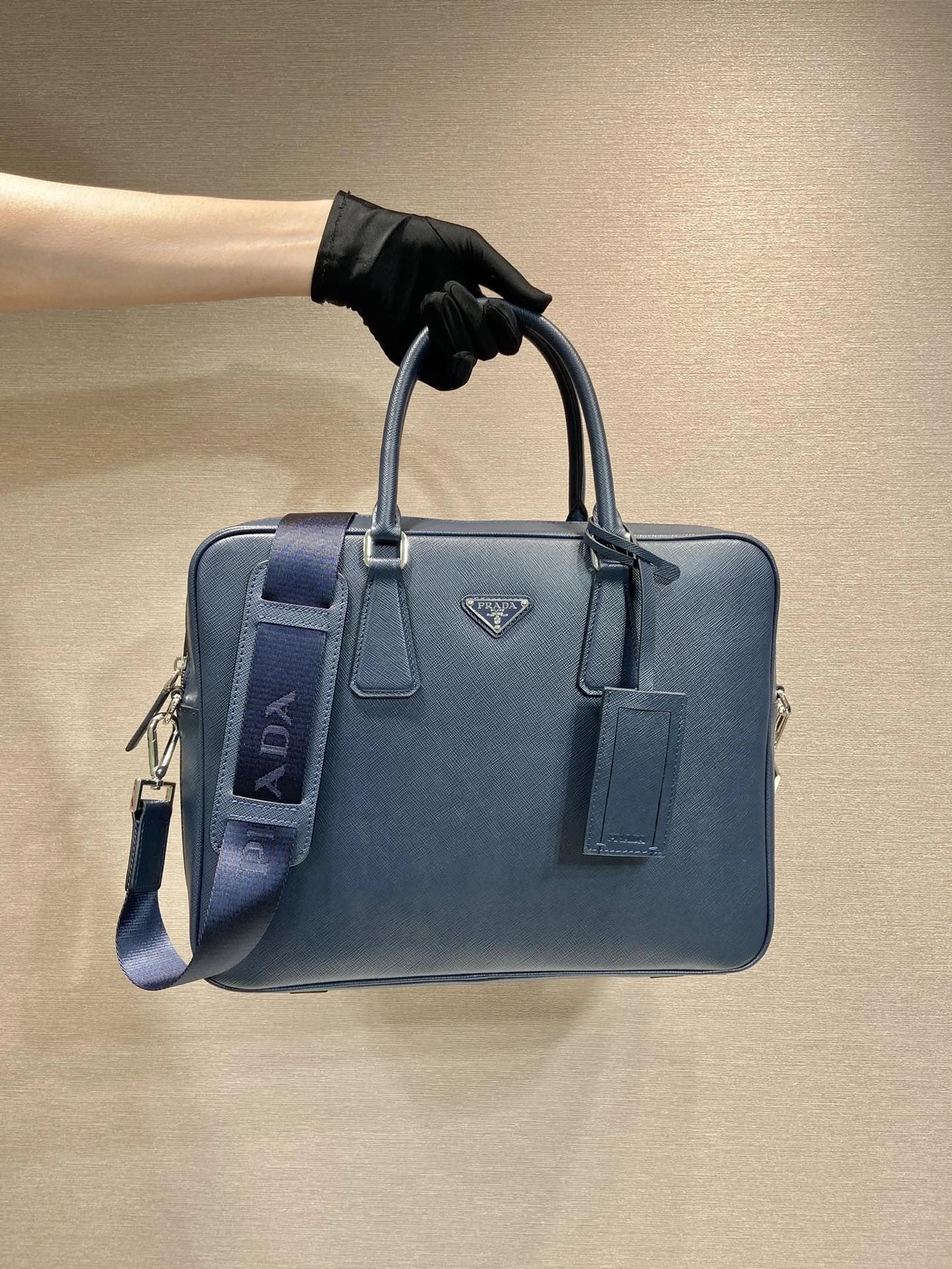 Pra*a briefcase 4099a-0642