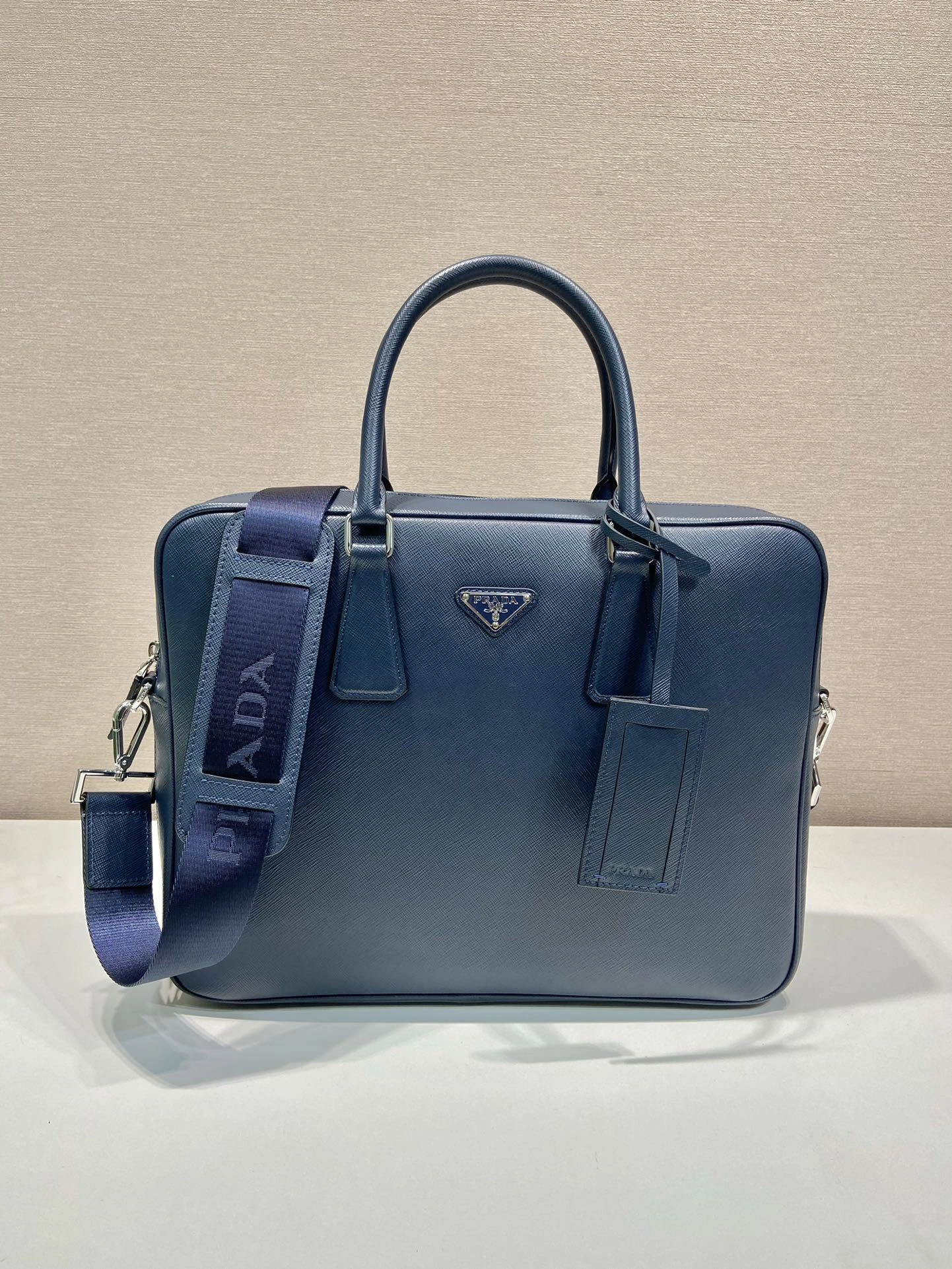 Pra*a briefcase 4099a-0642