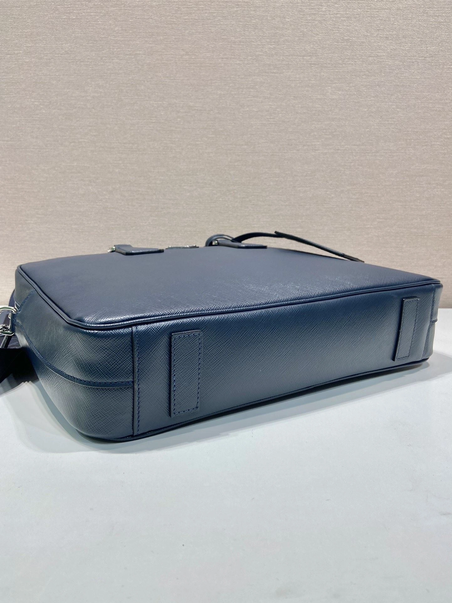Pra*a briefcase 4099a-0642