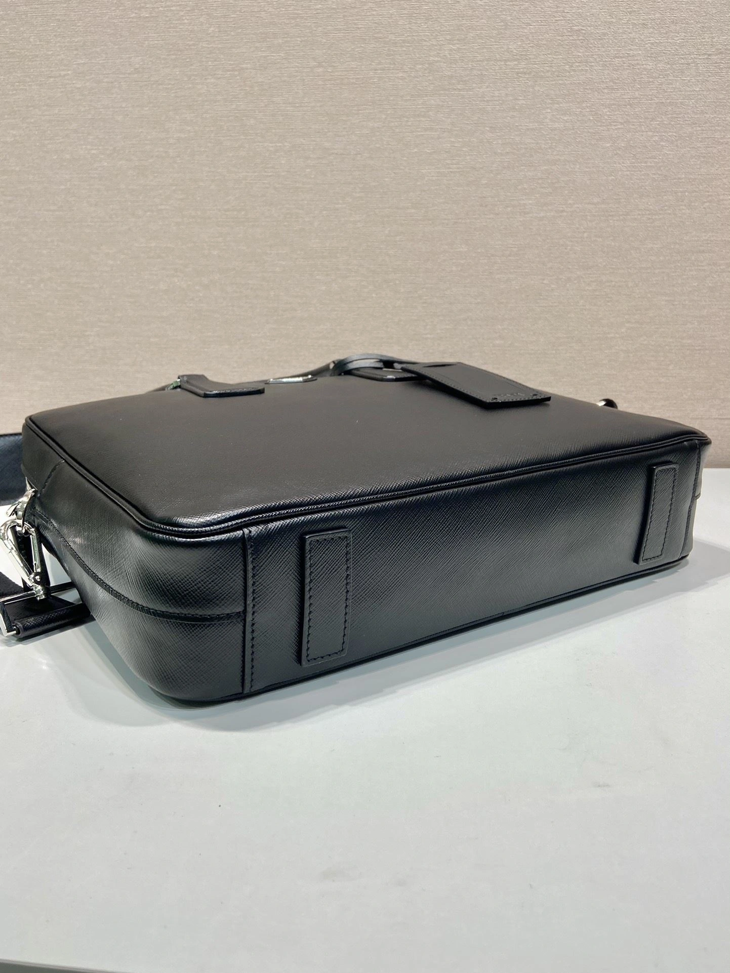 Pra*a briefcase 4099a-0643
