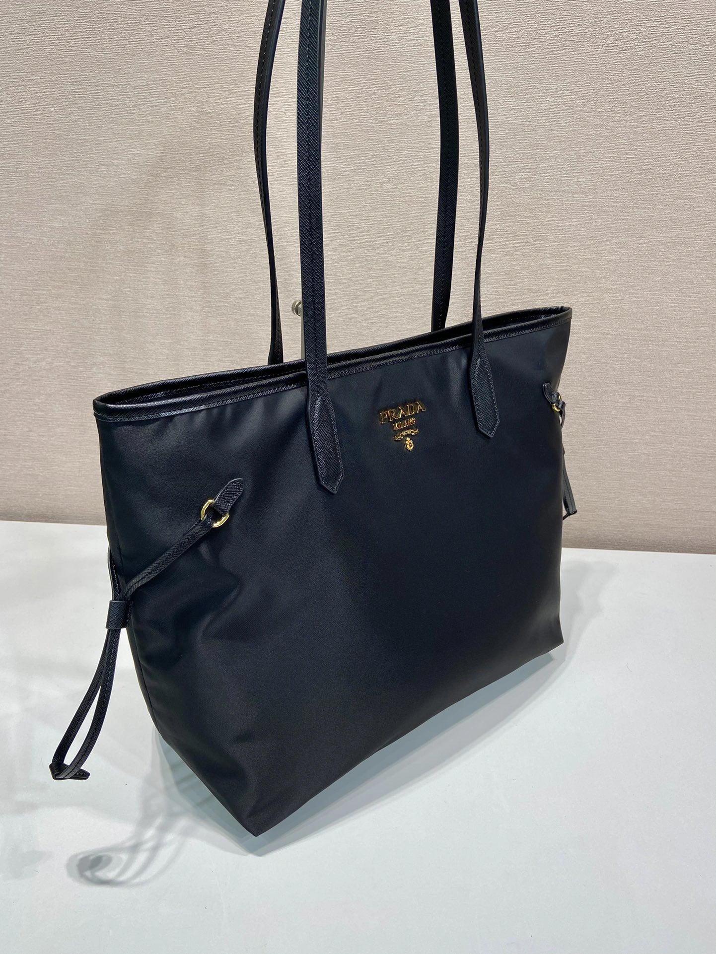Pra*a shopping bags 4099a-0657