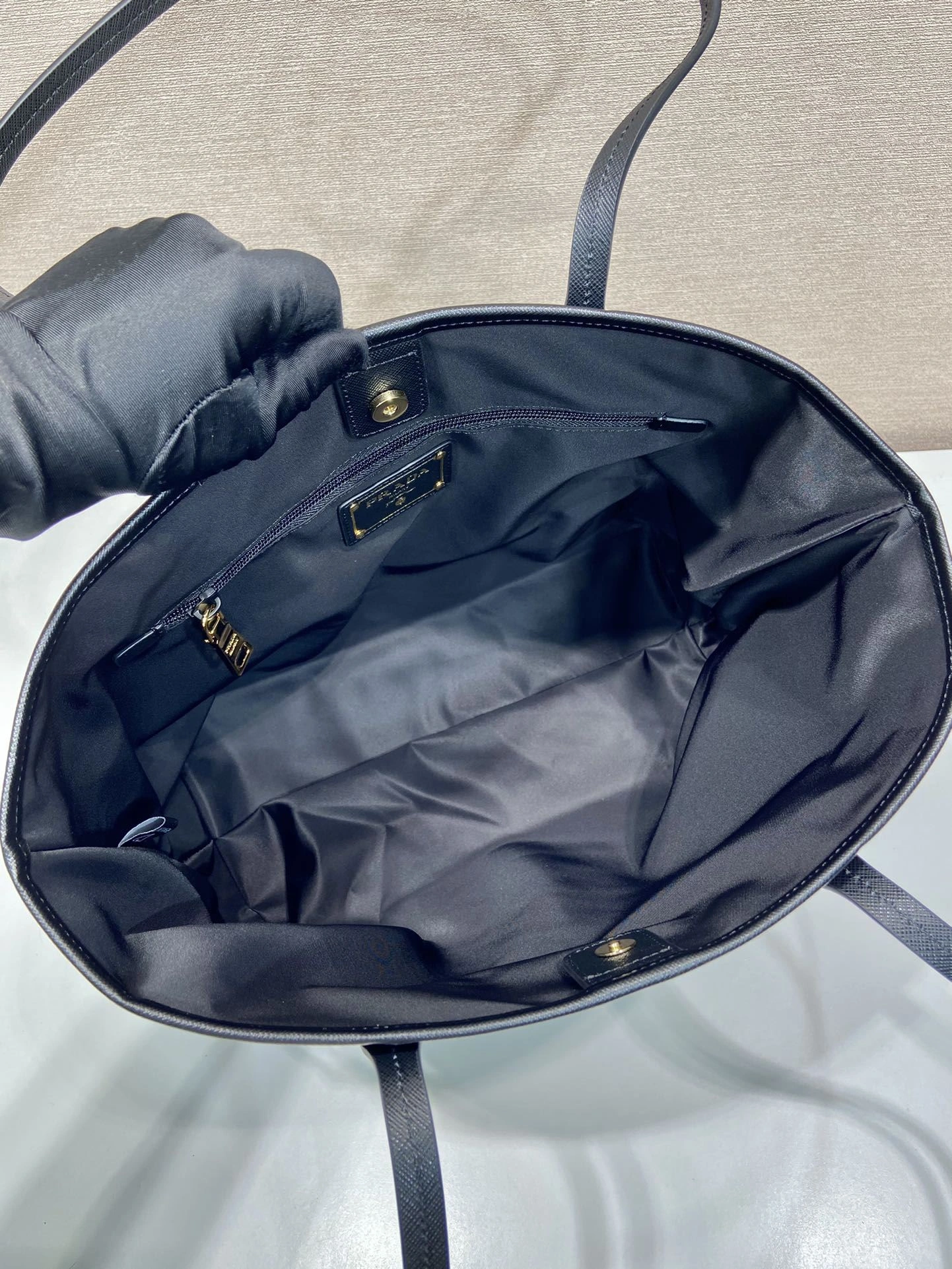 Pra*a shopping bags 4099a-0657